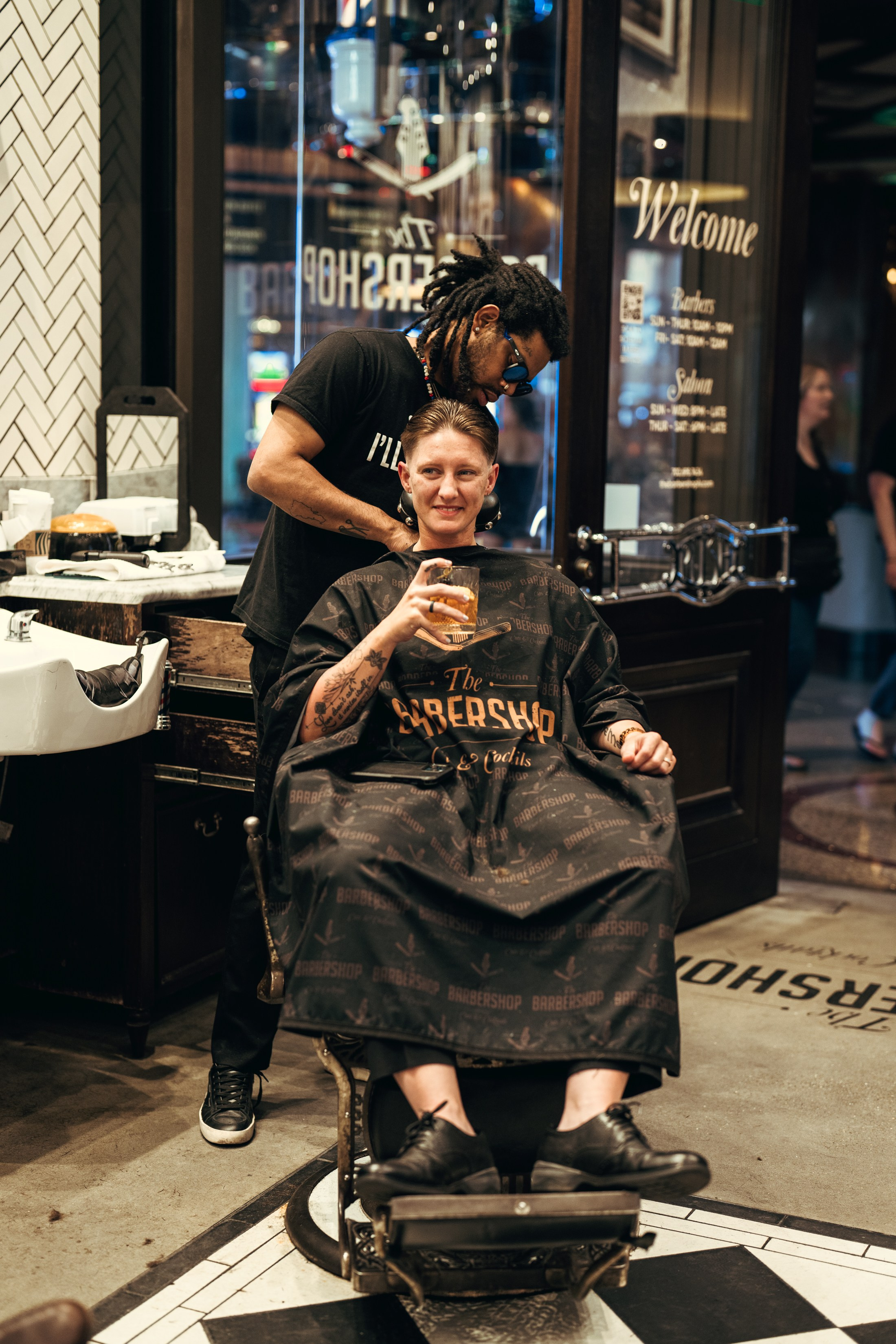 Christina’s bachelor party. Wedding & elopement photographer Viktoriya Kravtsov. Las Vegas