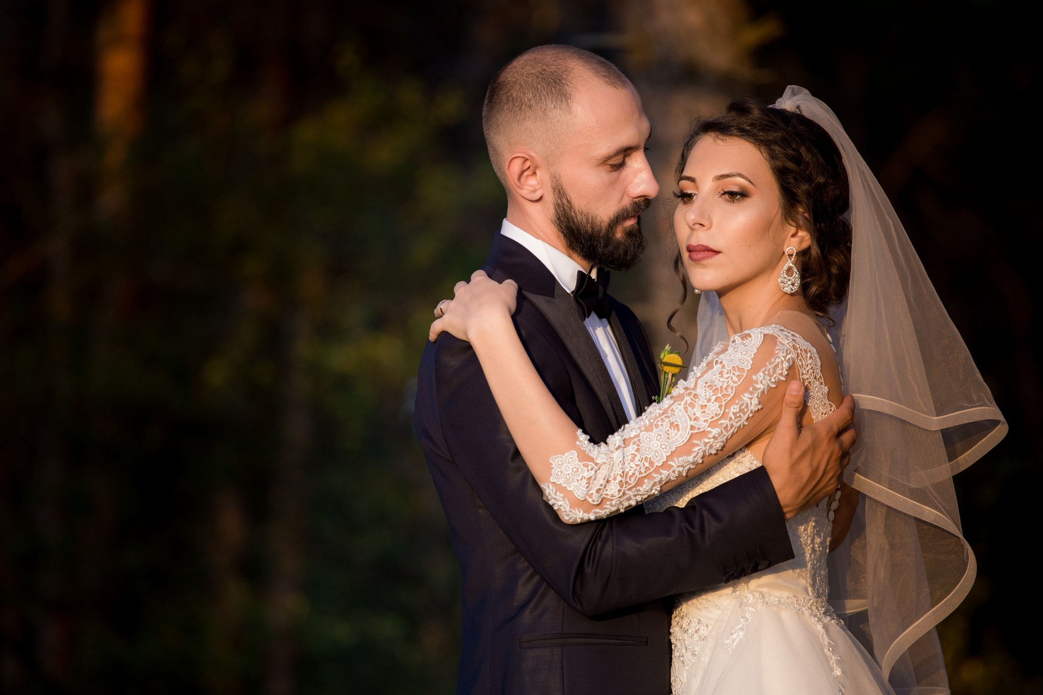 Otilia si Dragos by fotograf nunta Iasi — Eduard Schiopu