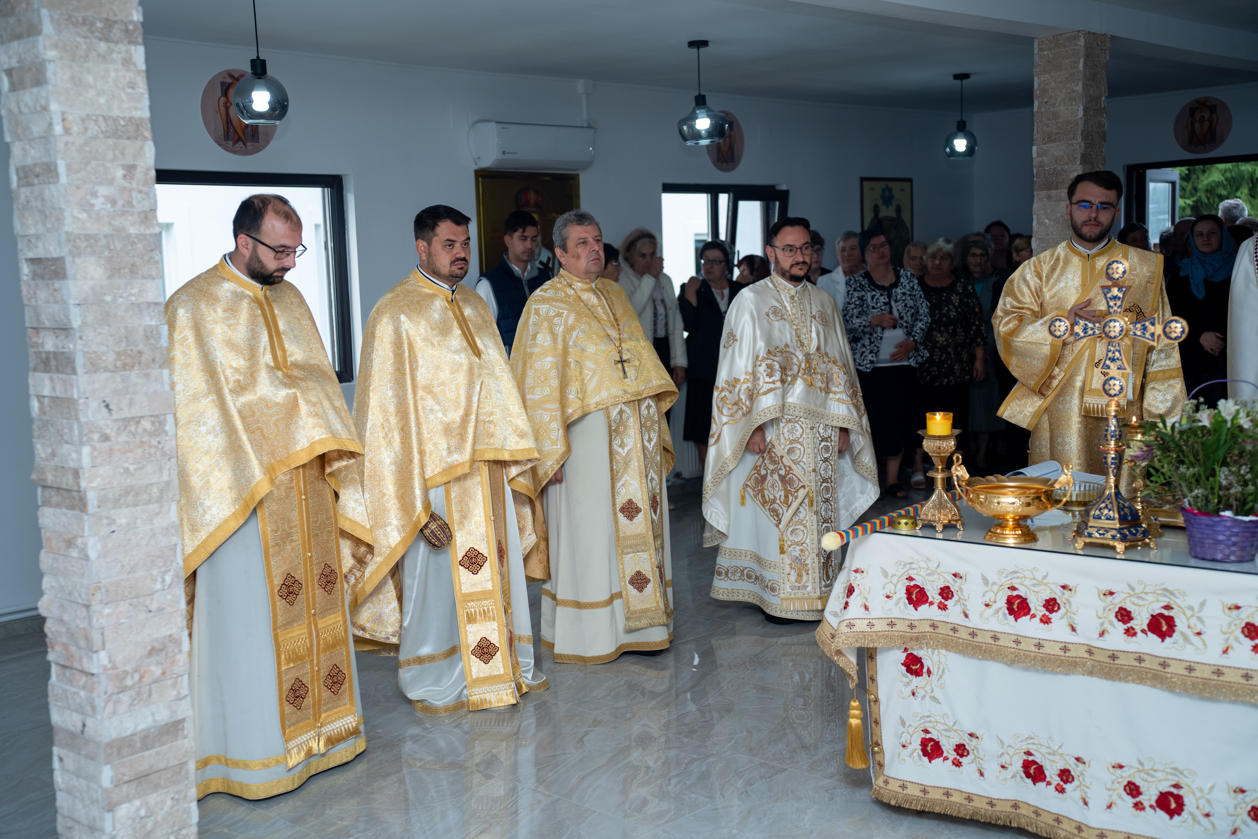 Sfințire Parohia Prăjani