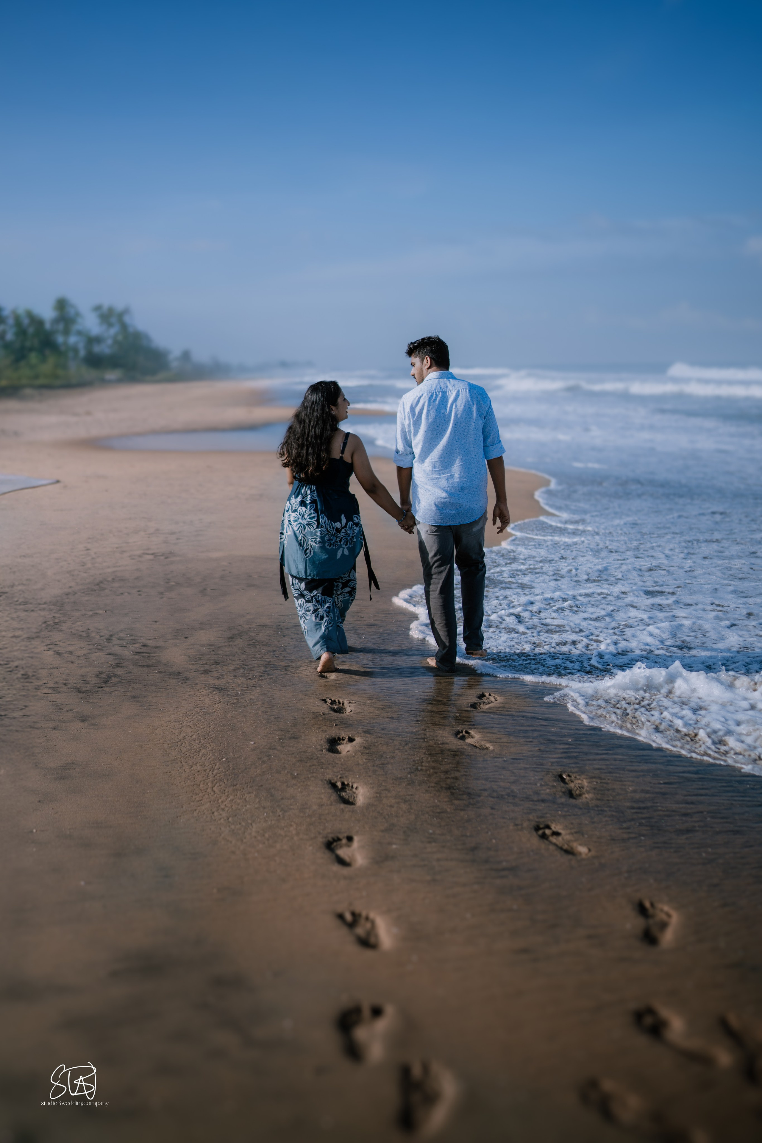 BEACH PREWEDDING. STUDIO3WEDDINGCOMPANY