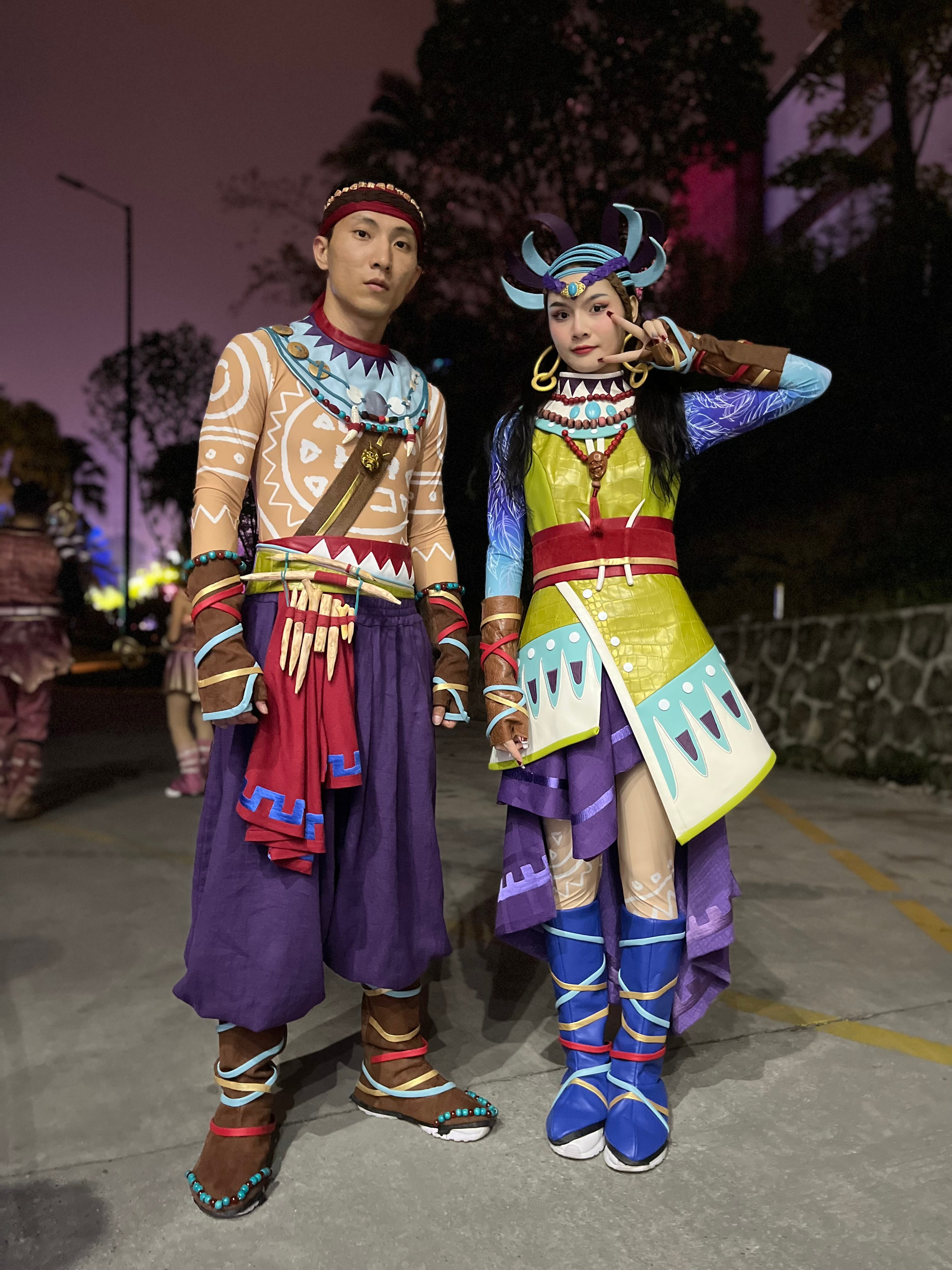 PARADES. Costume Design for Theme Parks & Live Performances | Character & Parade & Stage Costumes | 2D & 3D Costume Illustrations