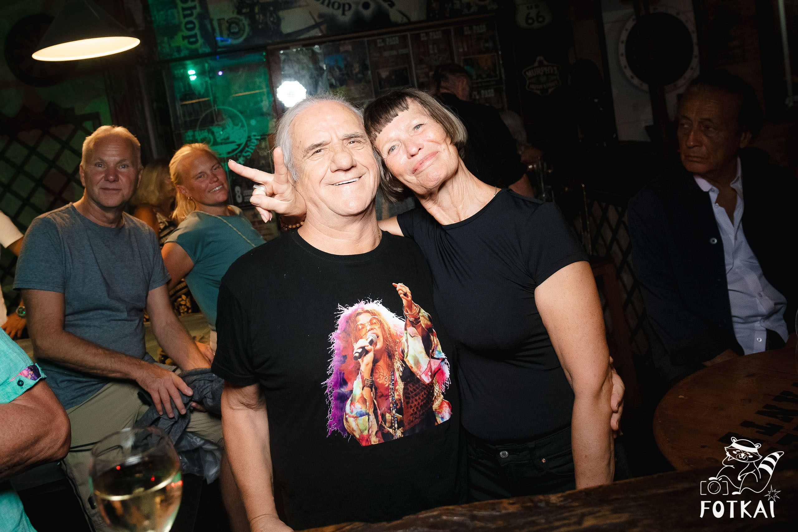 El Paso Rock Bar Torrevieja: Reportaje fotográfico 03.10.25 | FOTKAI