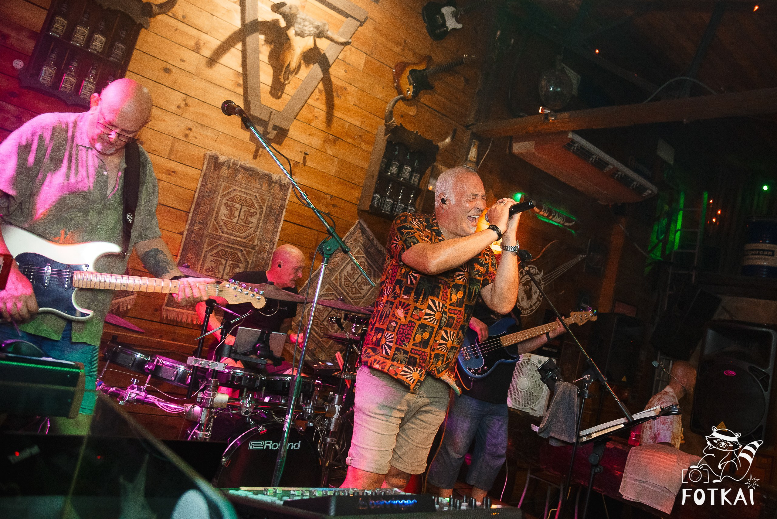 Reportaje fotográfico de FOTKAI | Cafe Bar El Paso | Torrevieja, España, 5 de julio de 2025