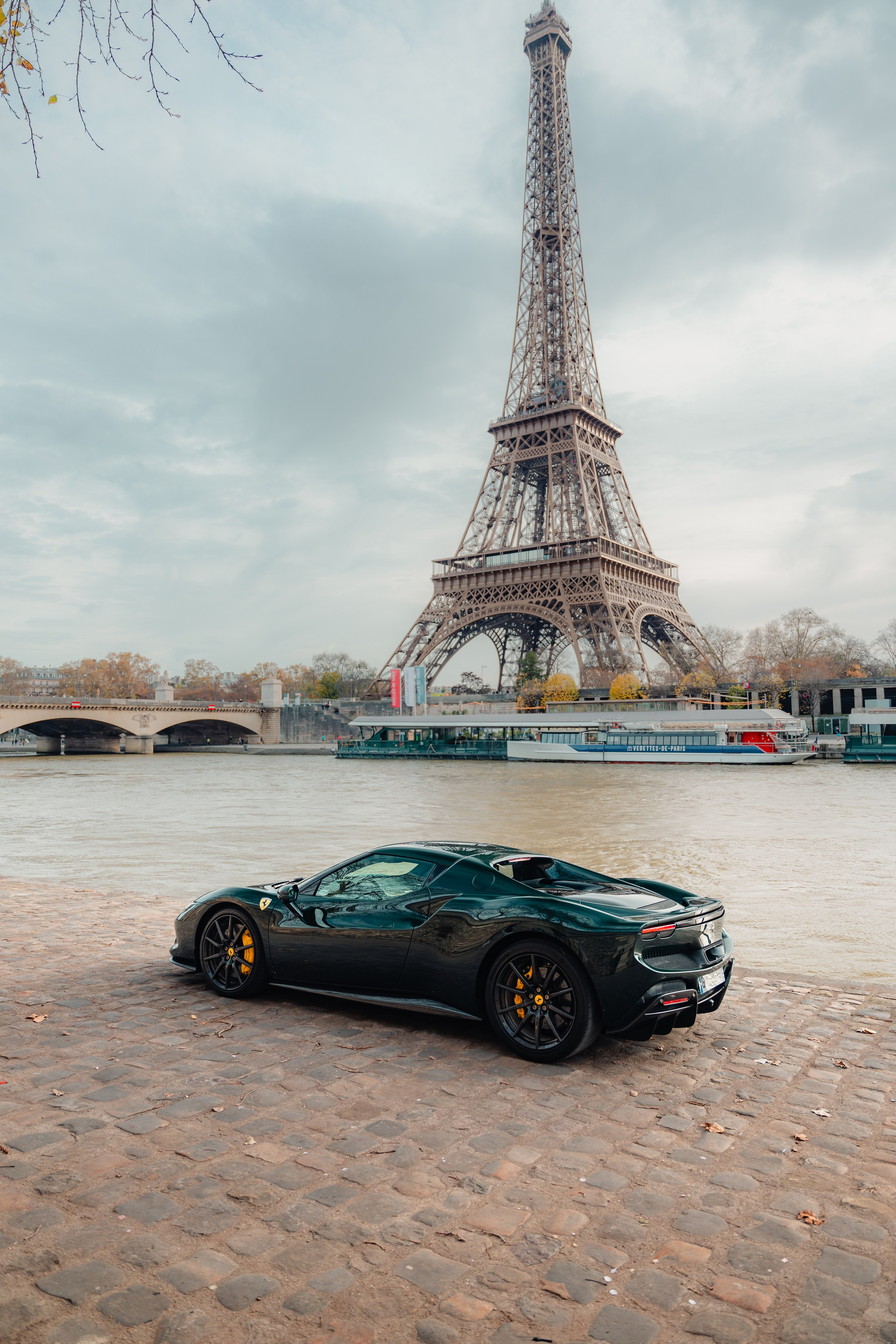 Ferrari 296 GTB. Photographer in Paris — Vitalii Motruk