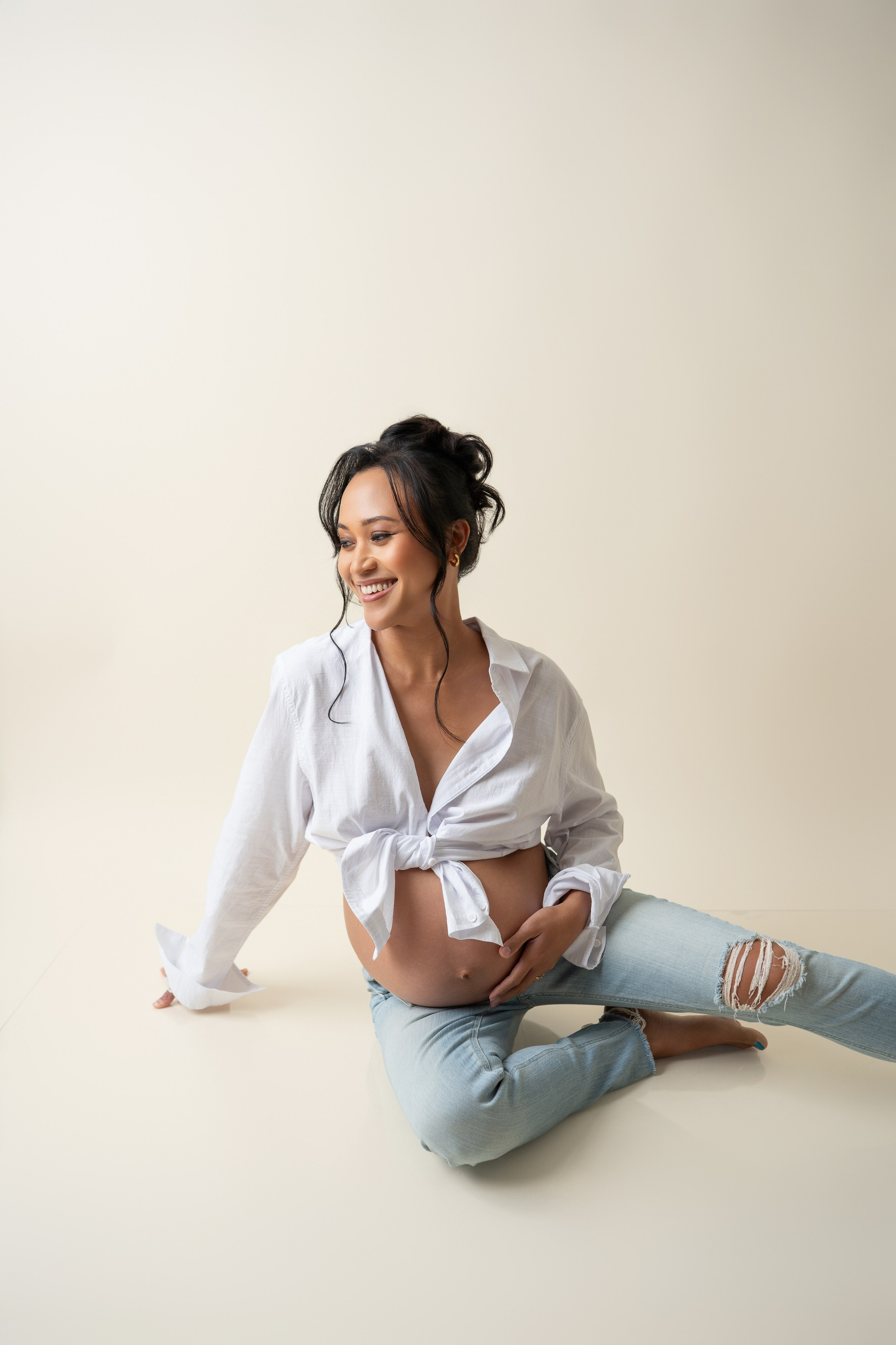 Maternity Studio. Maternity, family and newborn photography in San Francisco Bay Area