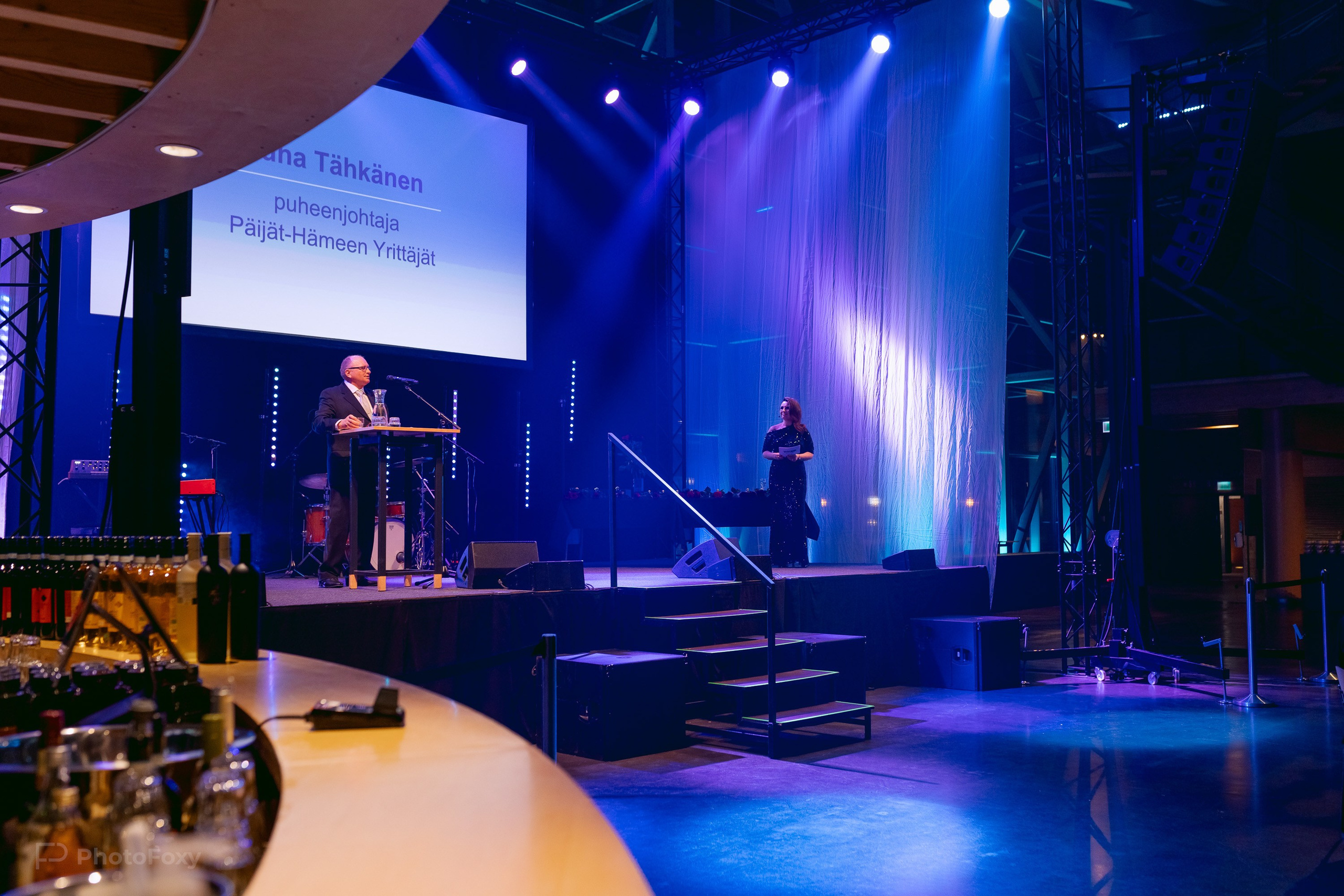 Maakunnallinen Yrittäjäjuhla. Valokuvaaja Lahti, Helsinki Elena Salonen