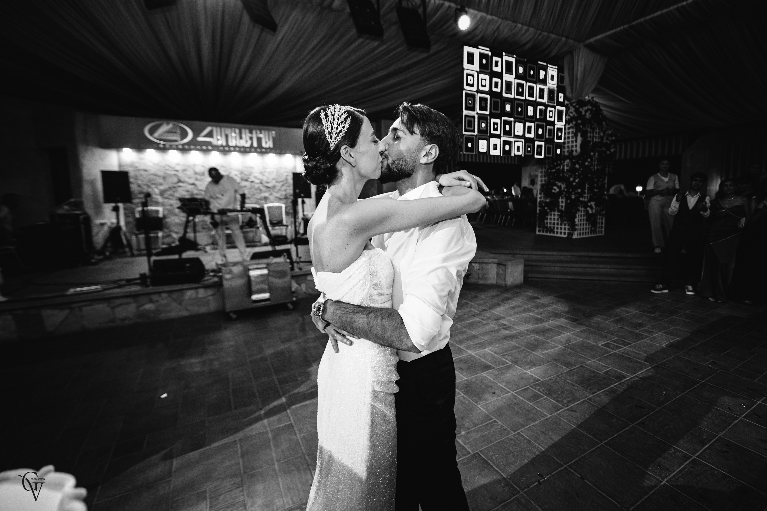 Arthur & Elen (wedding in Armenia). Wedding photos and video shooting in Armenia and all over the world!!! Photographer in Yerevan