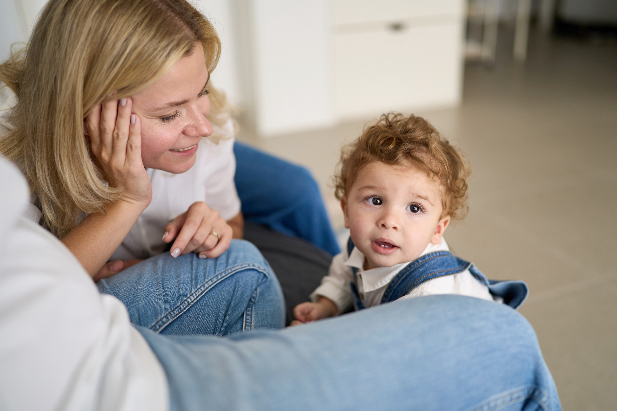 Gilad is 1 year old. צלם אלכס ברט בישראל