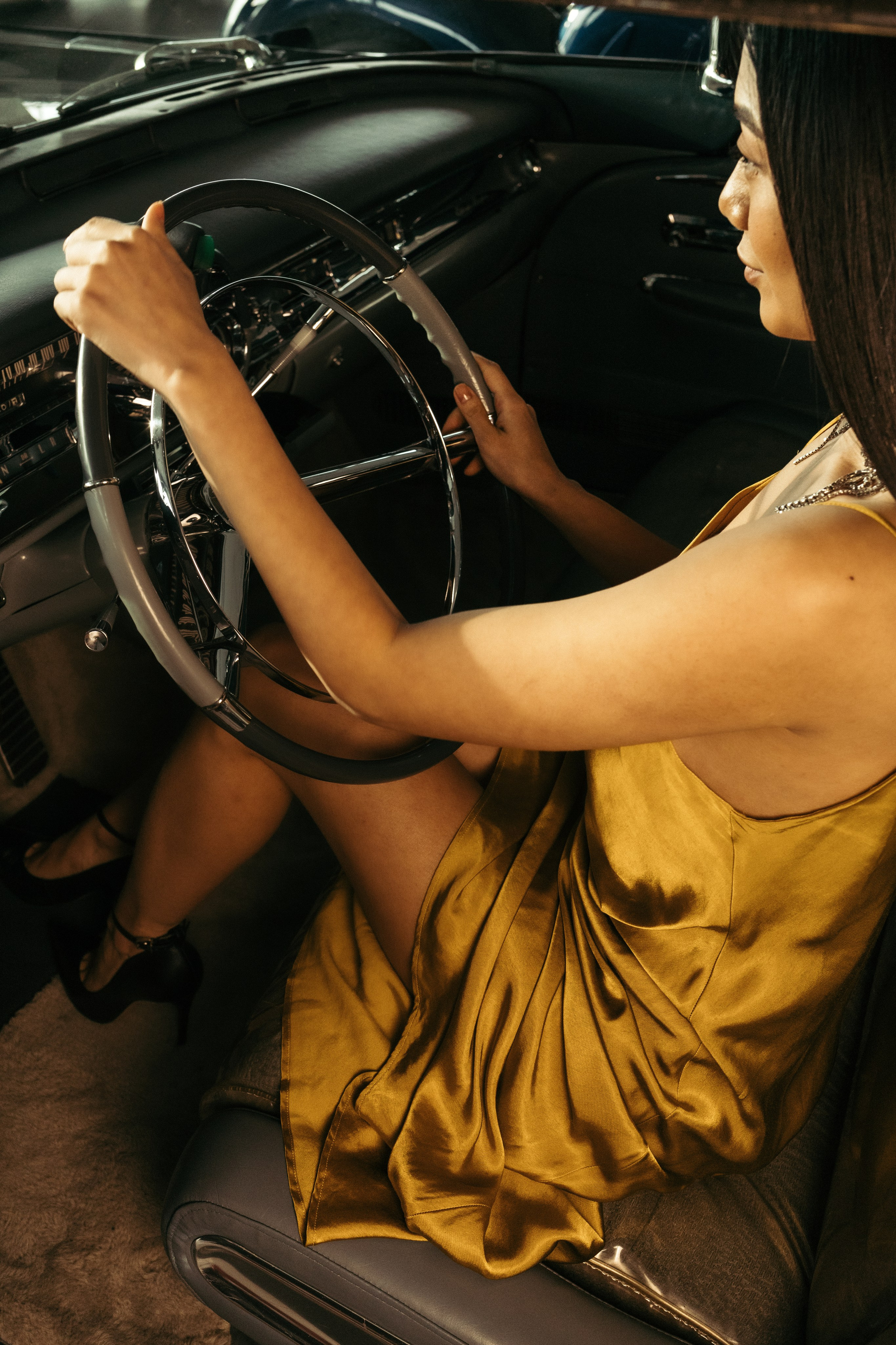 Оксана Ляшенко Фотограф в Дніпрі фотограф Оксана Ляшенко Днепр Old cars фотопроект студія Квітка фотосессия фотопротрет портрет студийная съемка фотостудия фотограф в Днепре Семейная фотосессия фотопрогулка фотопрогулянка фотографія