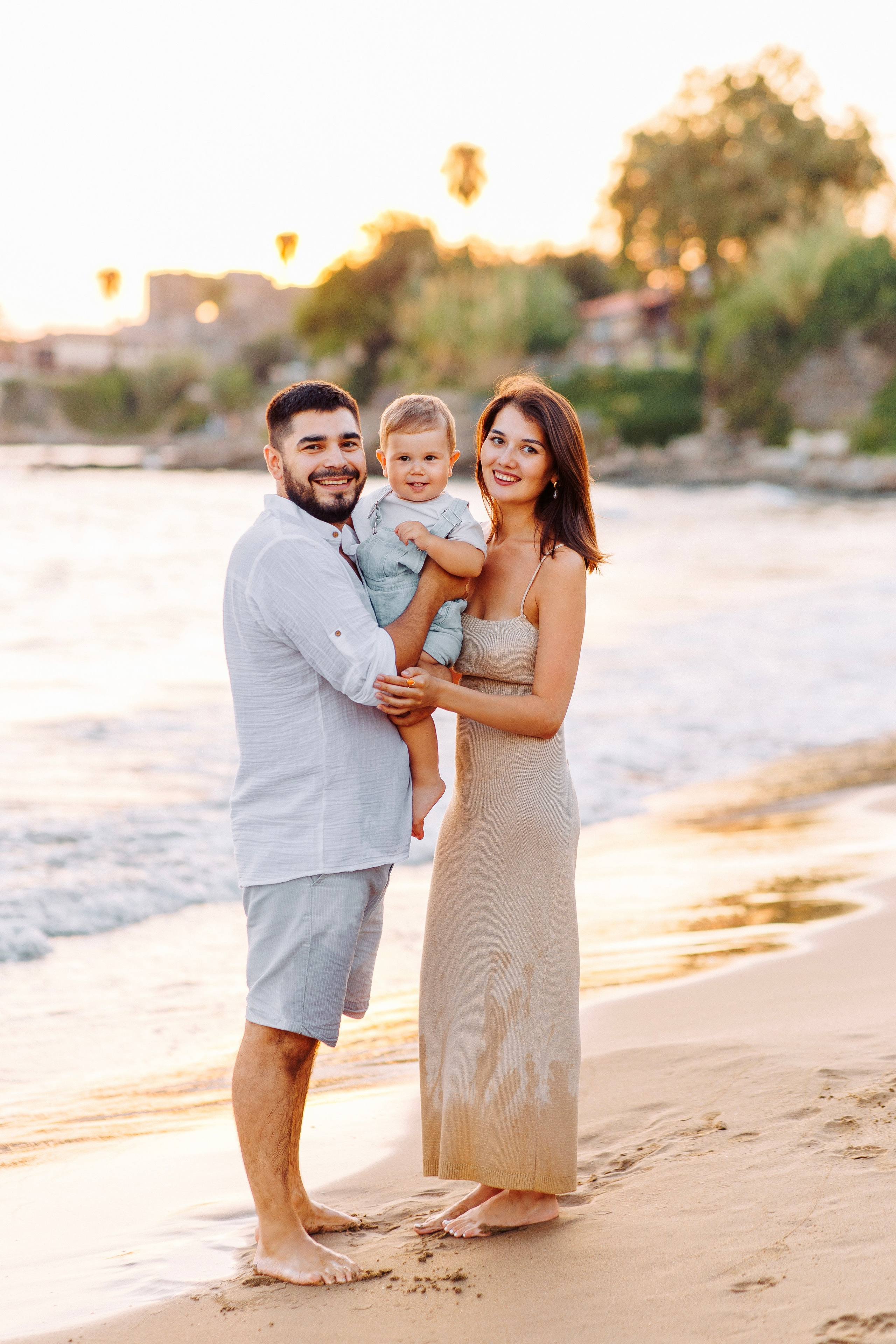 Семейная фотосессия на закате на пляже. Алсу Девели | Свадебный и семейный фотограф в Турции Алании, Алания, Аланья, Сиде, Белеке, Анталия