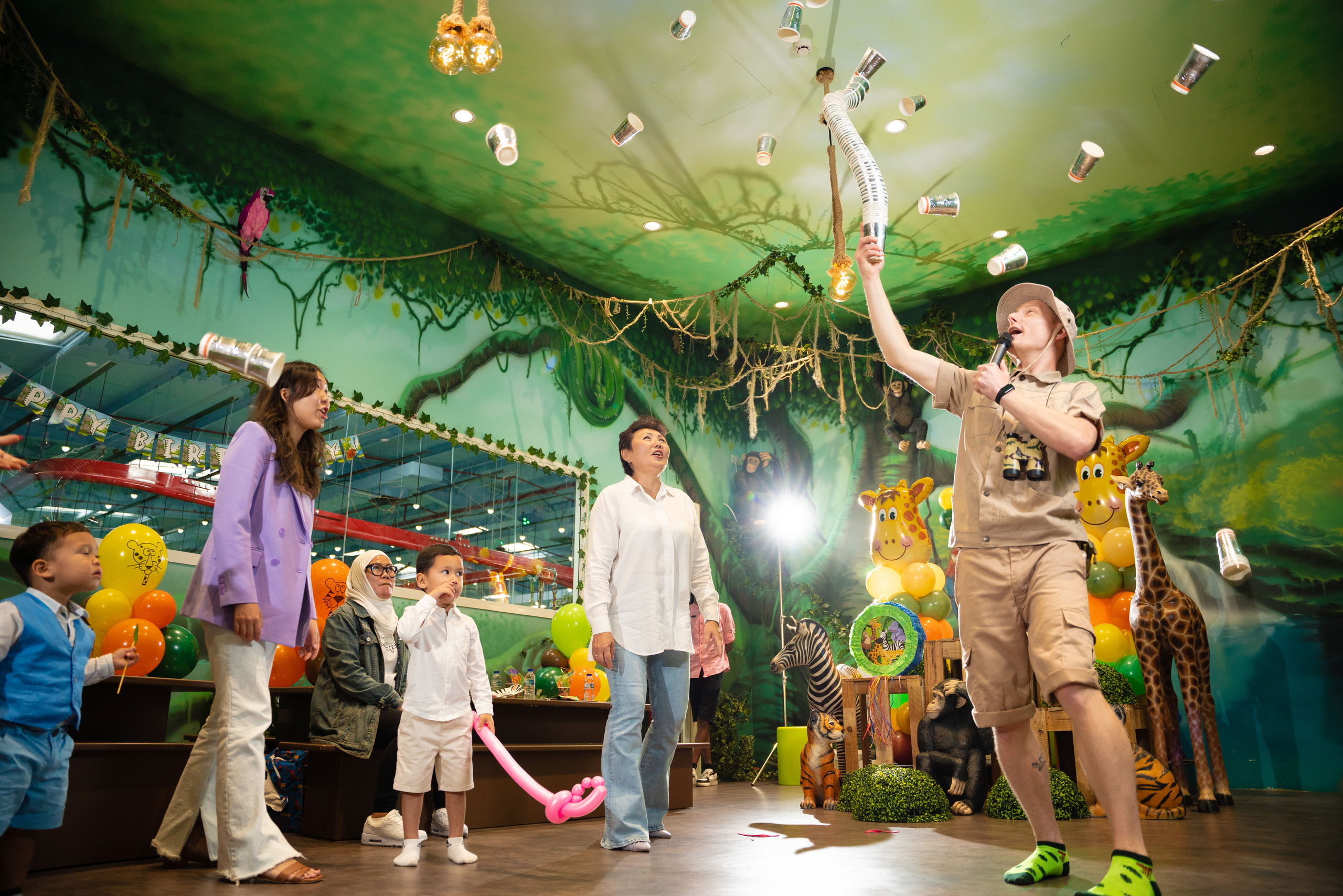 People. Photographer and videographer in Dubai Dmitry Gromov