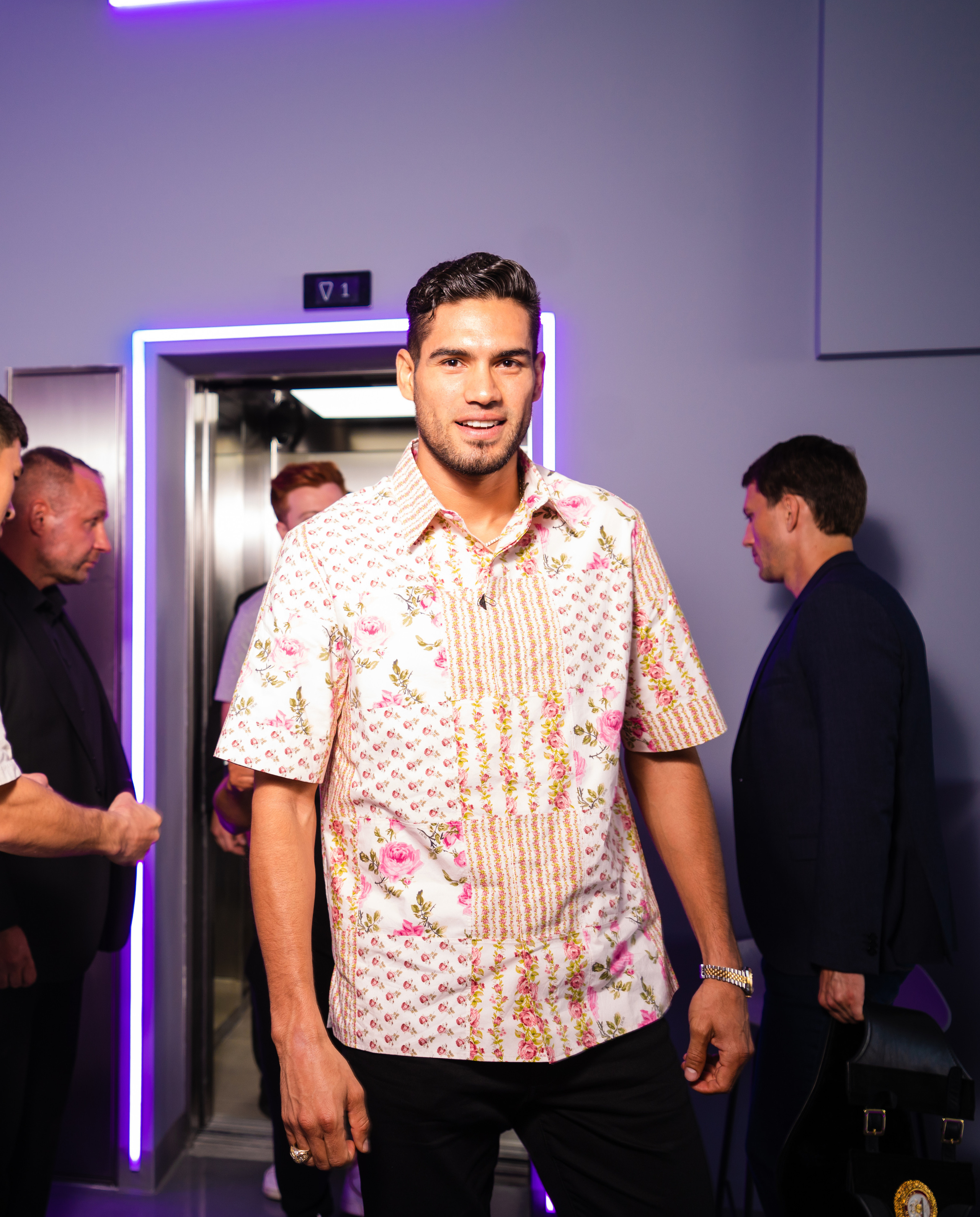 People. Photographer and videographer in Dubai Dmitry Gromov