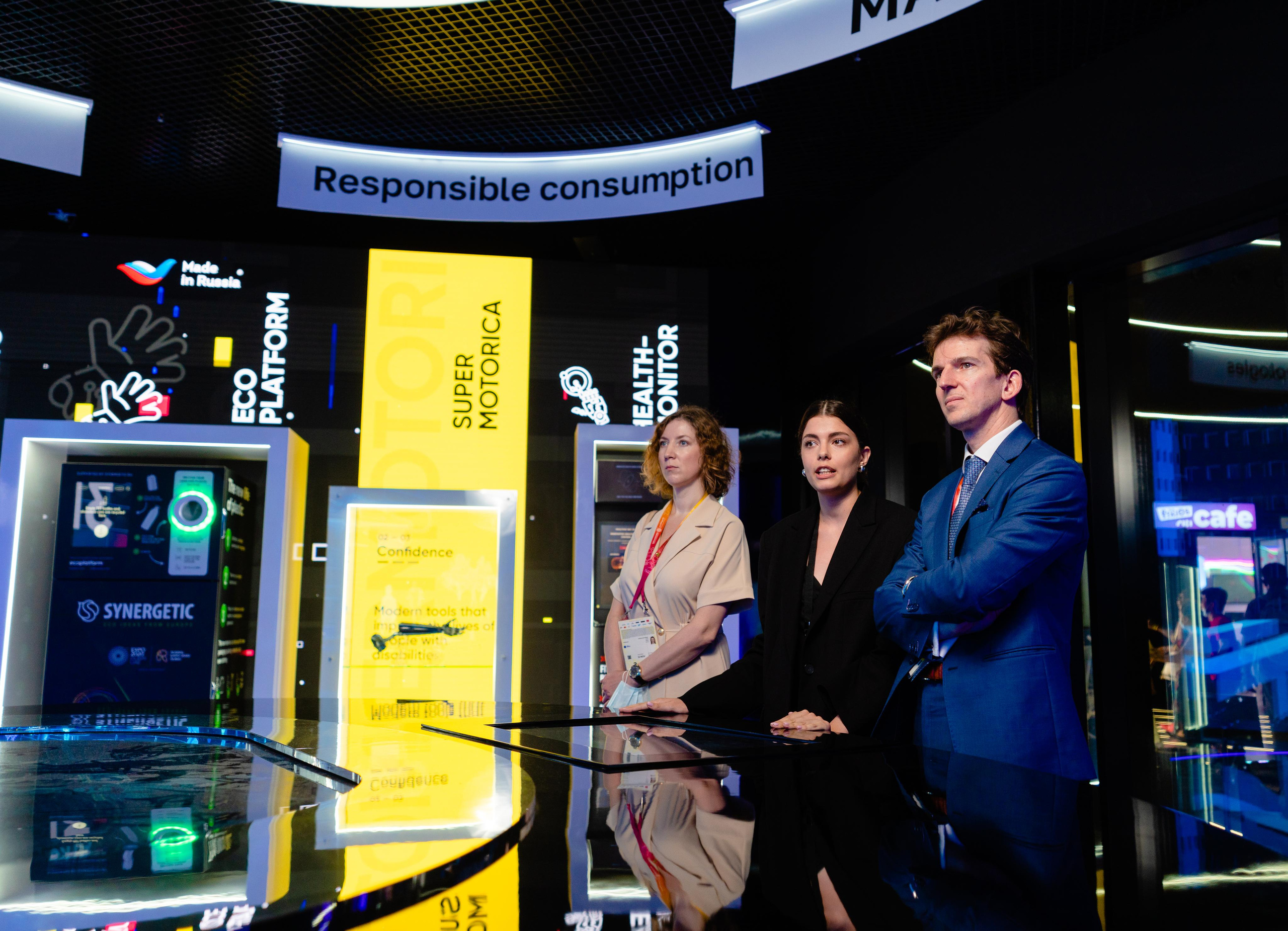 People. Photographer and videographer in Dubai Dmitry Gromov