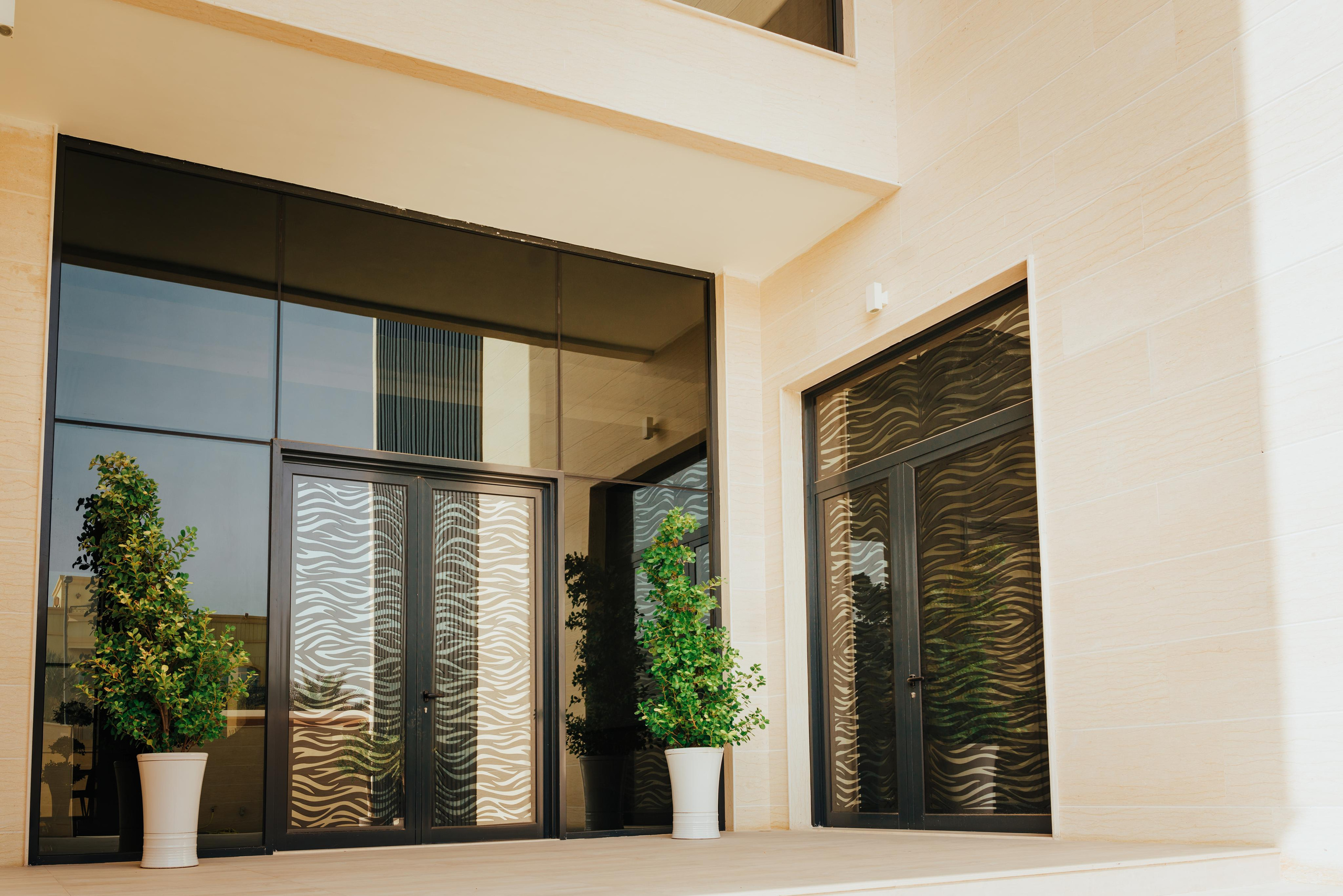 People. Photographer and videographer in Dubai Dmitry Gromov