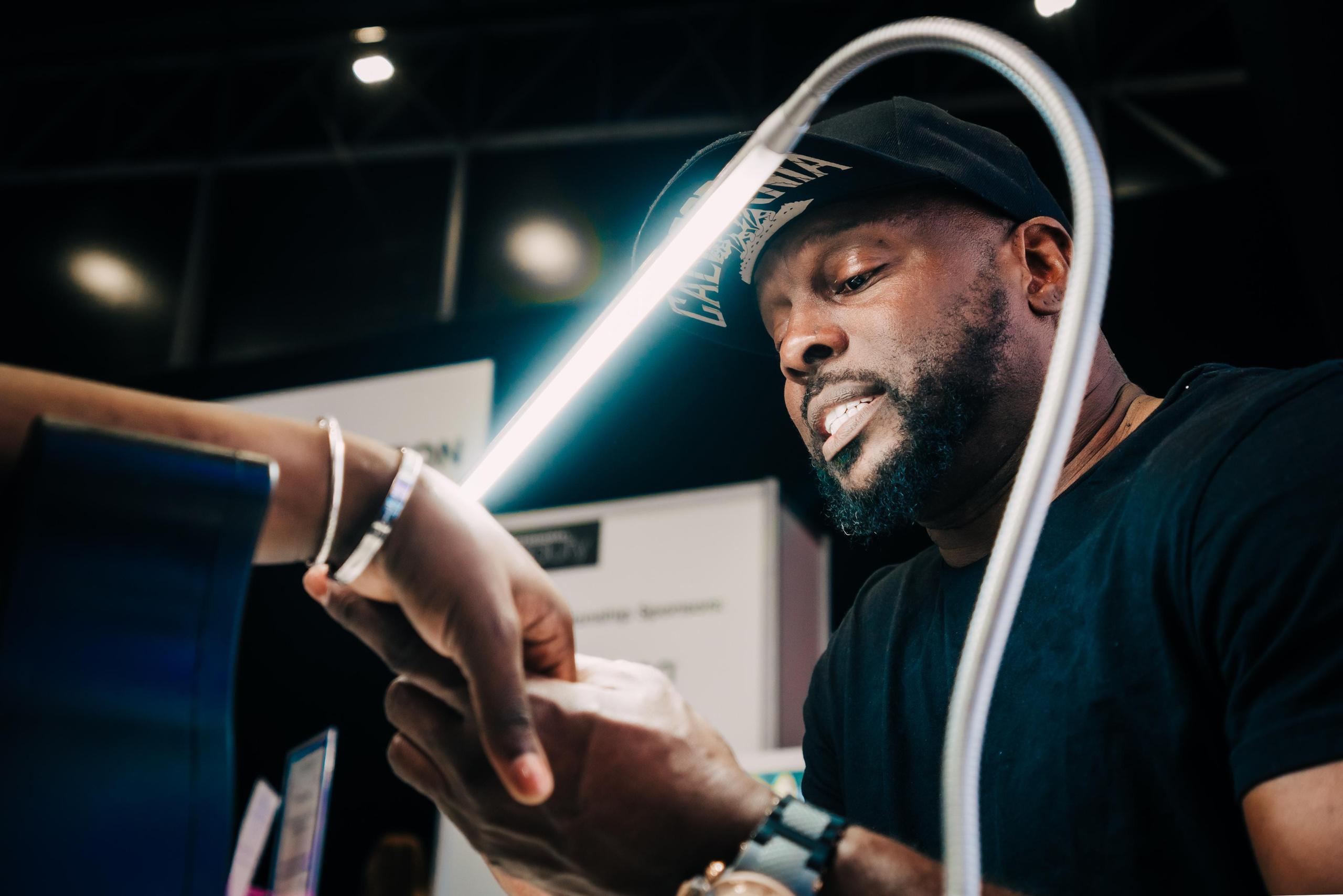 People. Photographer and videographer in Dubai Dmitry Gromov