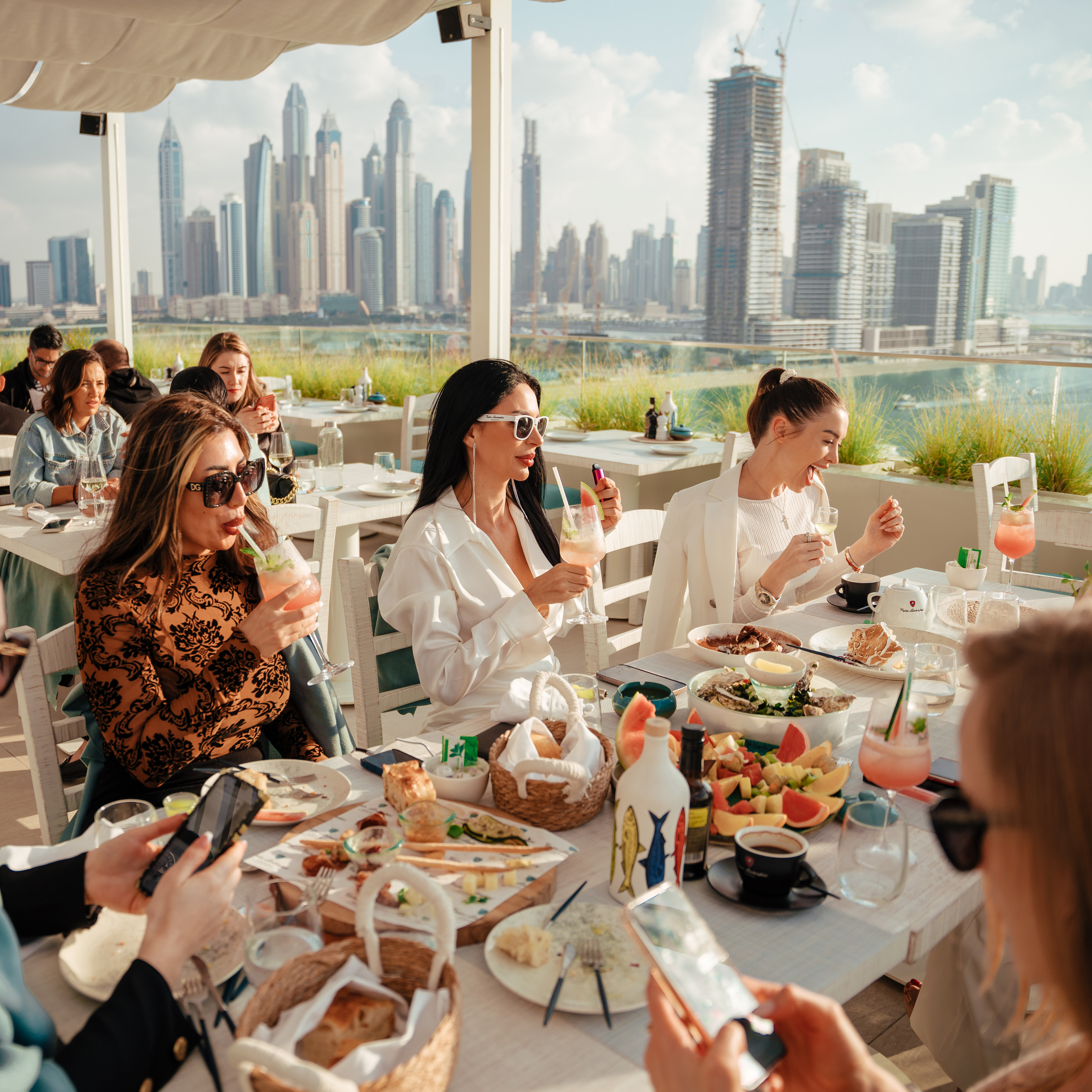 People. Photographer and videographer in Dubai Dmitry Gromov