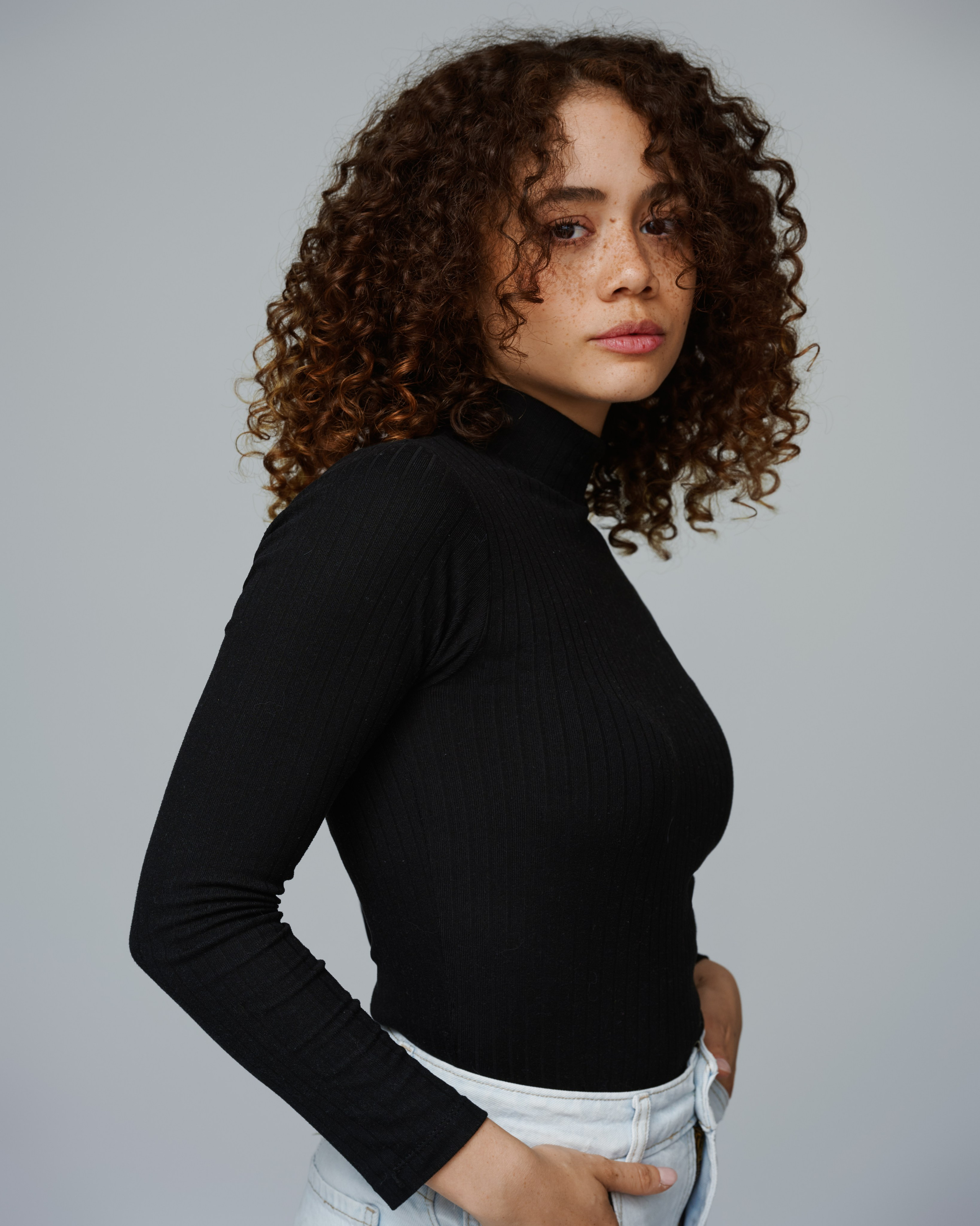 Model tests. Fashion, portrait, interior photography. Valencia, Spain. Dmitry Ivanov. Retrato, fotos de interiores