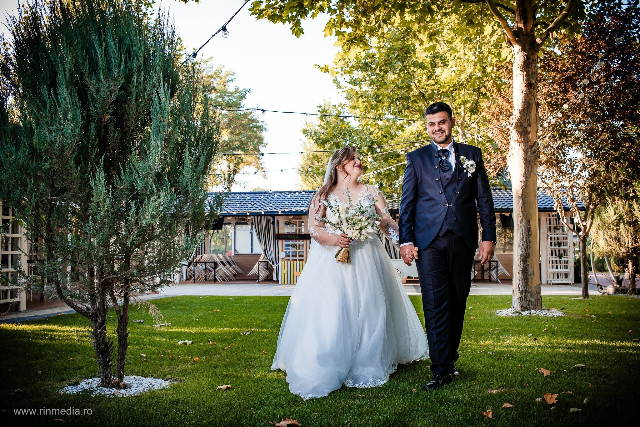 Roxana & Victor. Fotograf de Nunta Focsani