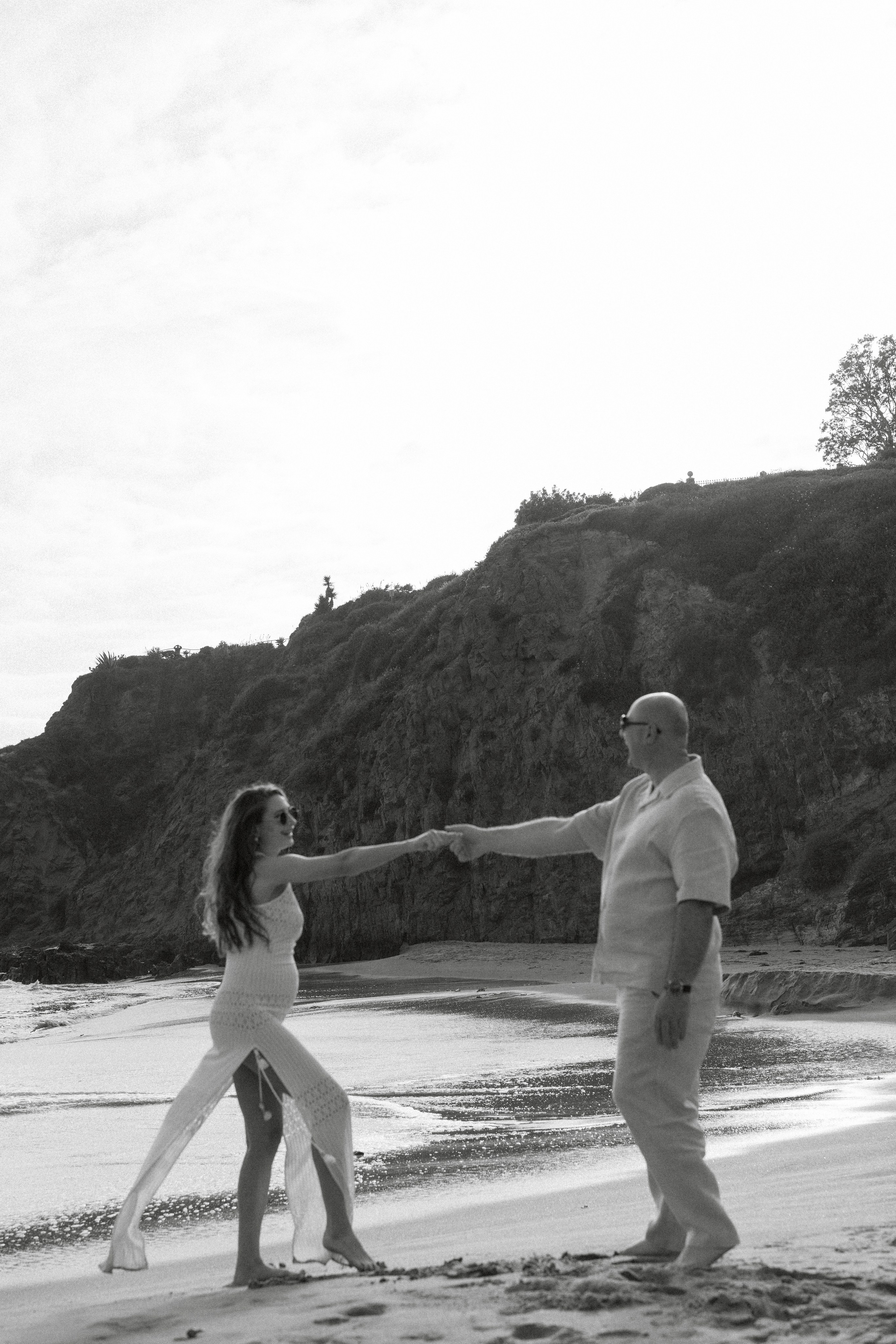 From Vegas to Laguna Beach. Maternity photoshoot. Portrait, family, maternity & wedding photography & videography in SoCal Kseni Vibe