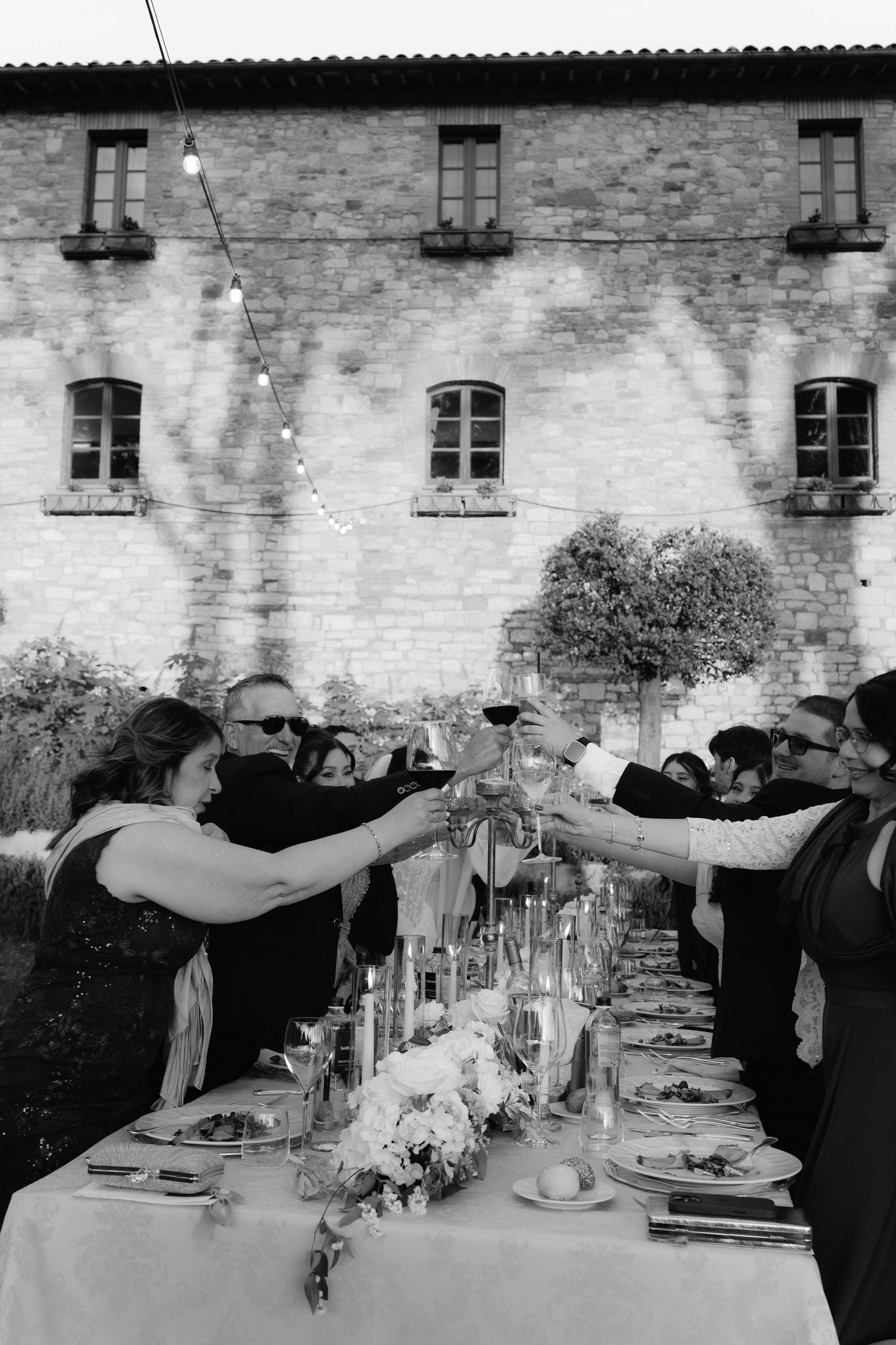 Elisa and John. Sara Luca Wedding Photographer in Italy and Europe