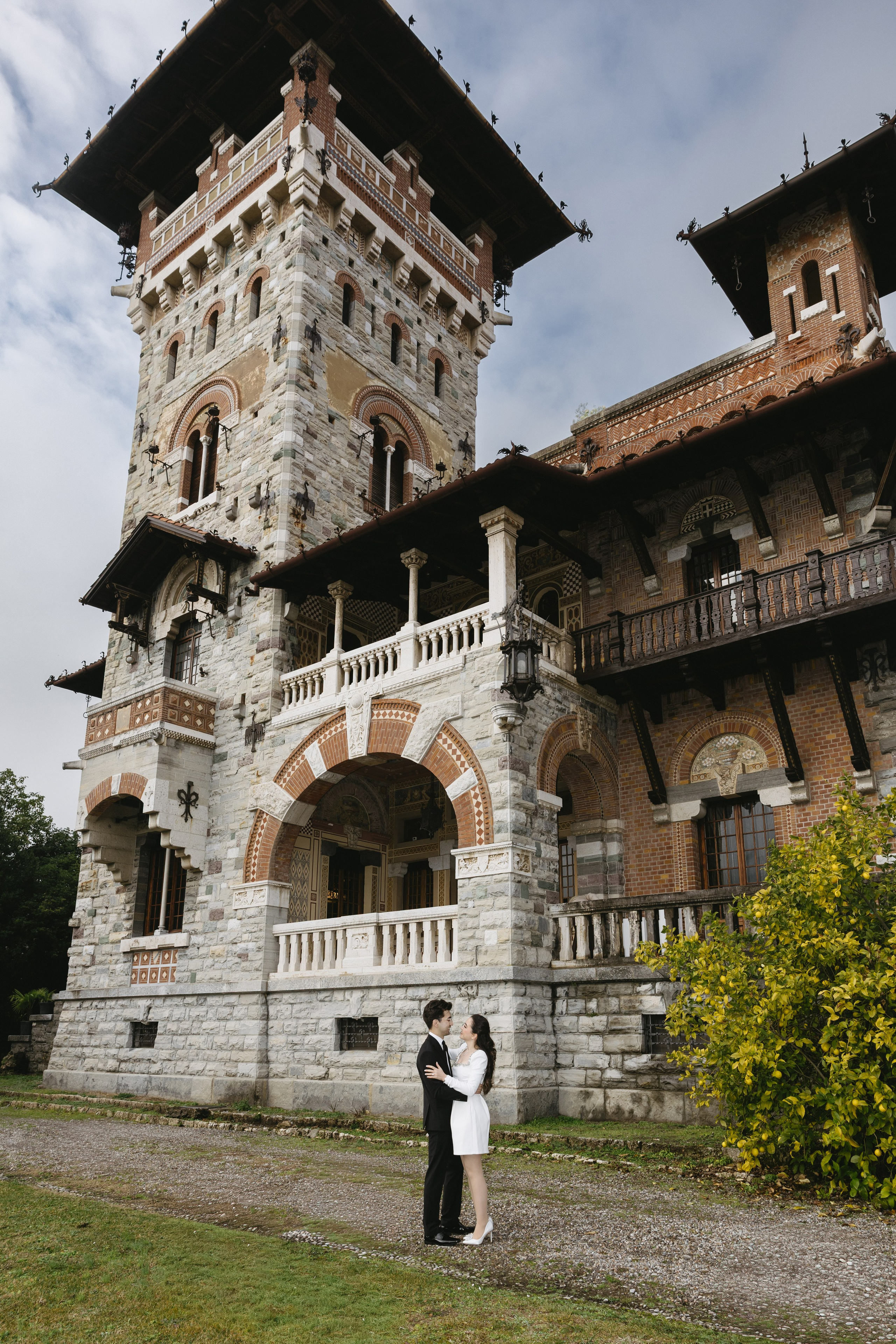 Jon & Laziza. Wedding photographer in Italy