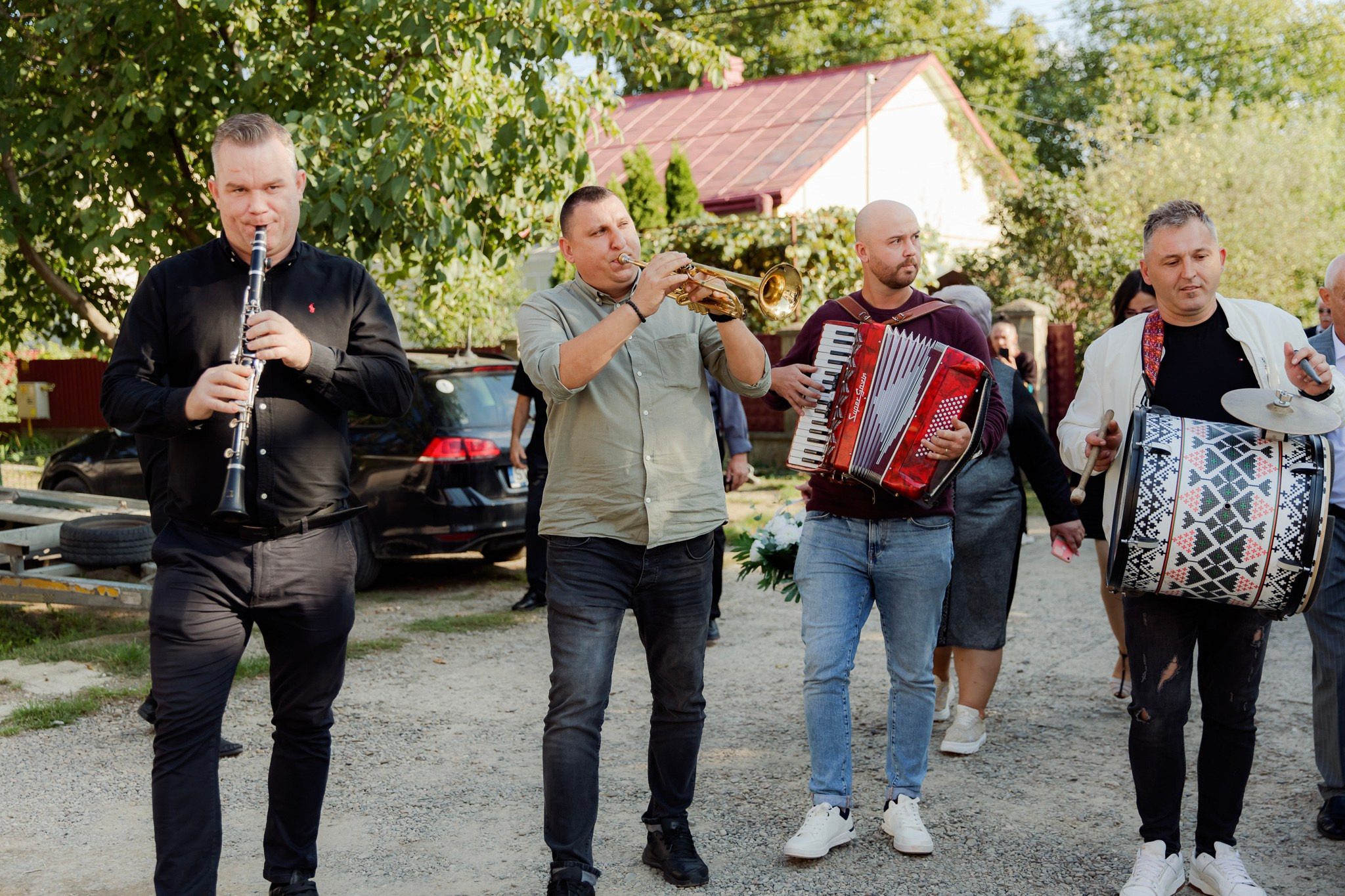 Mihai & Oana. Servicii foto-video profesionale, pentru momente de neuitat