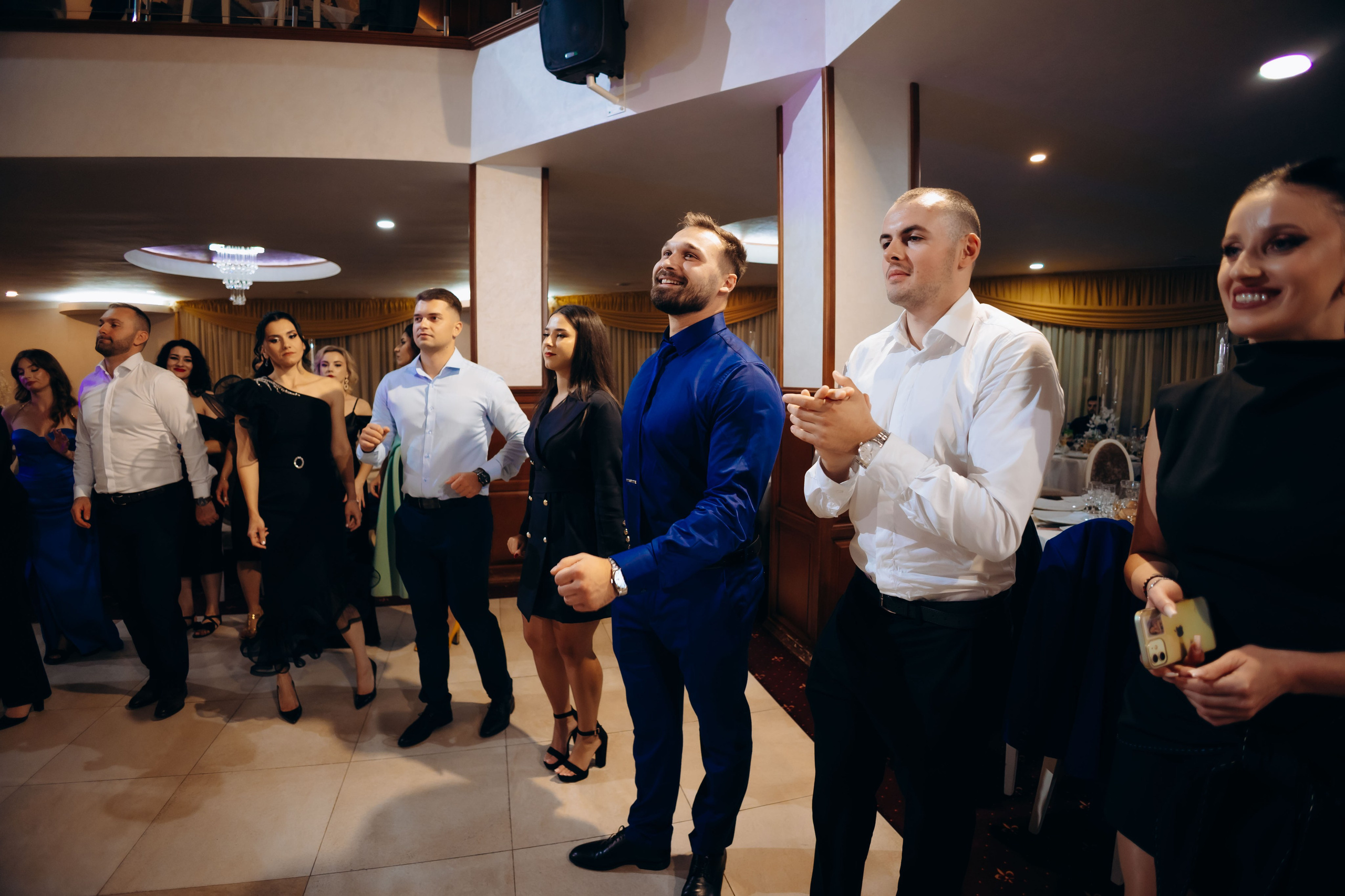 Loredana & Emilian – Ziua Nunții | Videografie - fotografie Botez Suceava, Iași, Botoșani. Servicii foto-video profesionale, pentru momente de neuitat