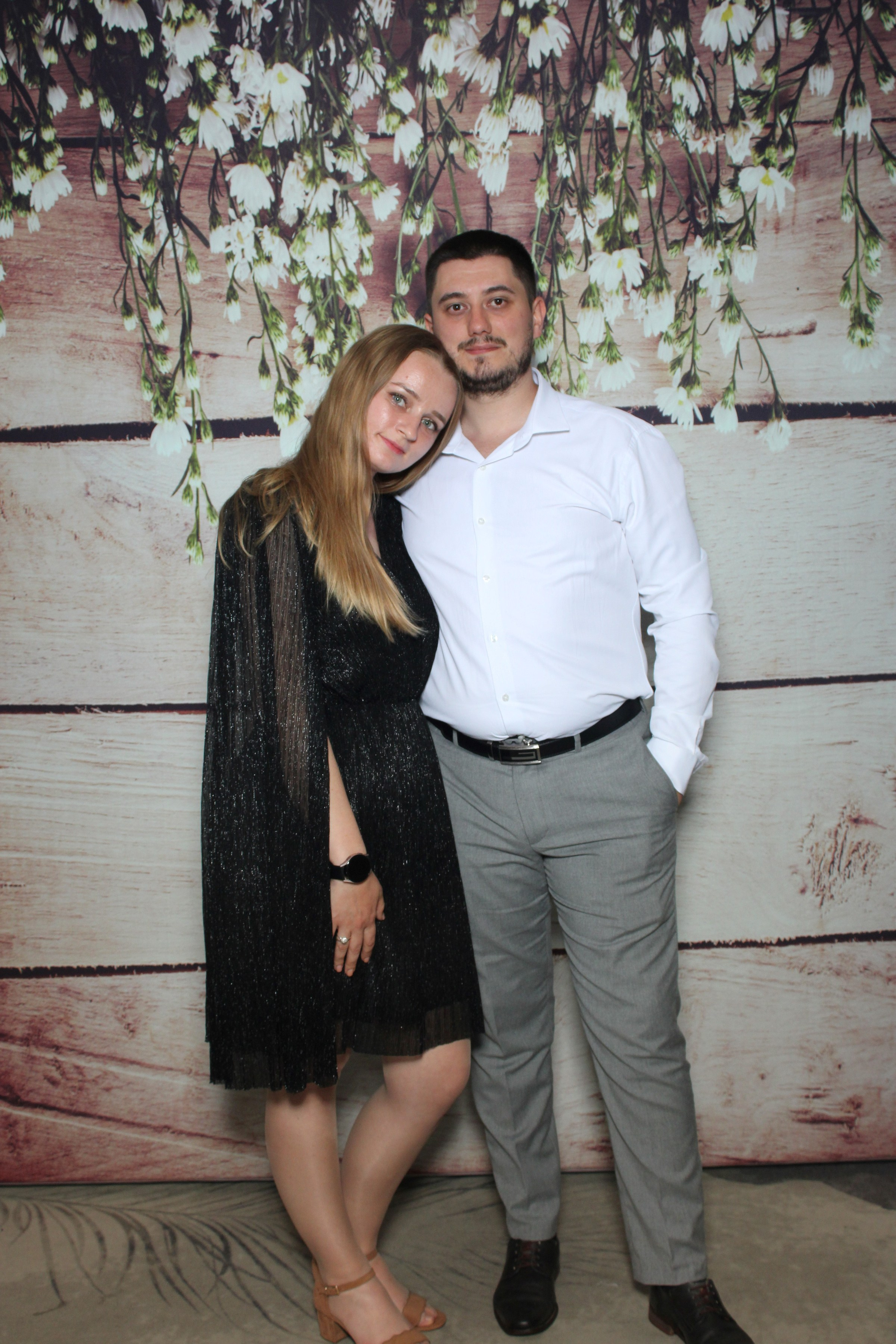Nunta Denisa & Daniel – Zâmbete și distracție cu Oglinda Amintirilor Suceava