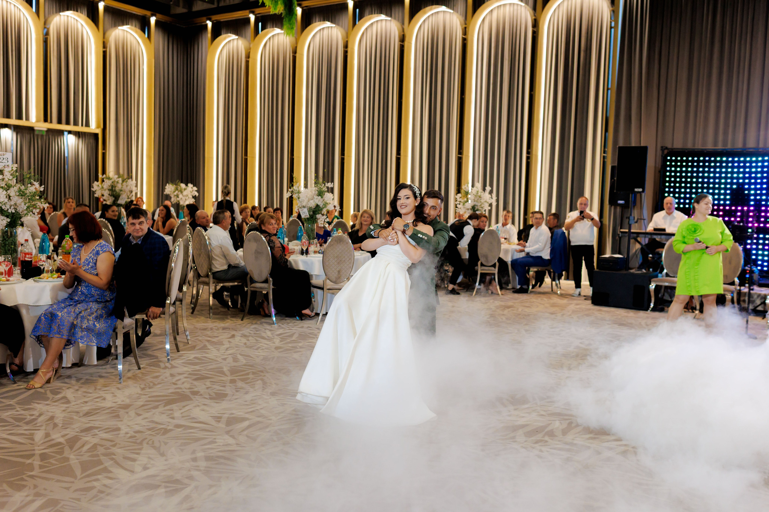 Nunta Nicoleta & Răzvan | Fotografie & Videografie Profesională. Servicii foto-video profesionale, pentru momente de neuitat