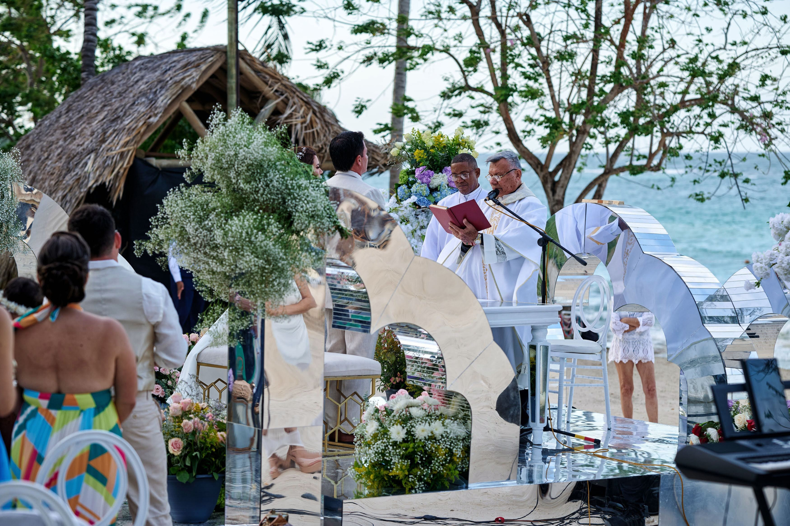 Art in Wedding | HendrickEj Wedding Photography. Wedding Photography & Videography by ZZ Hendrick | Capturing Your Love Story in Colombia & USA