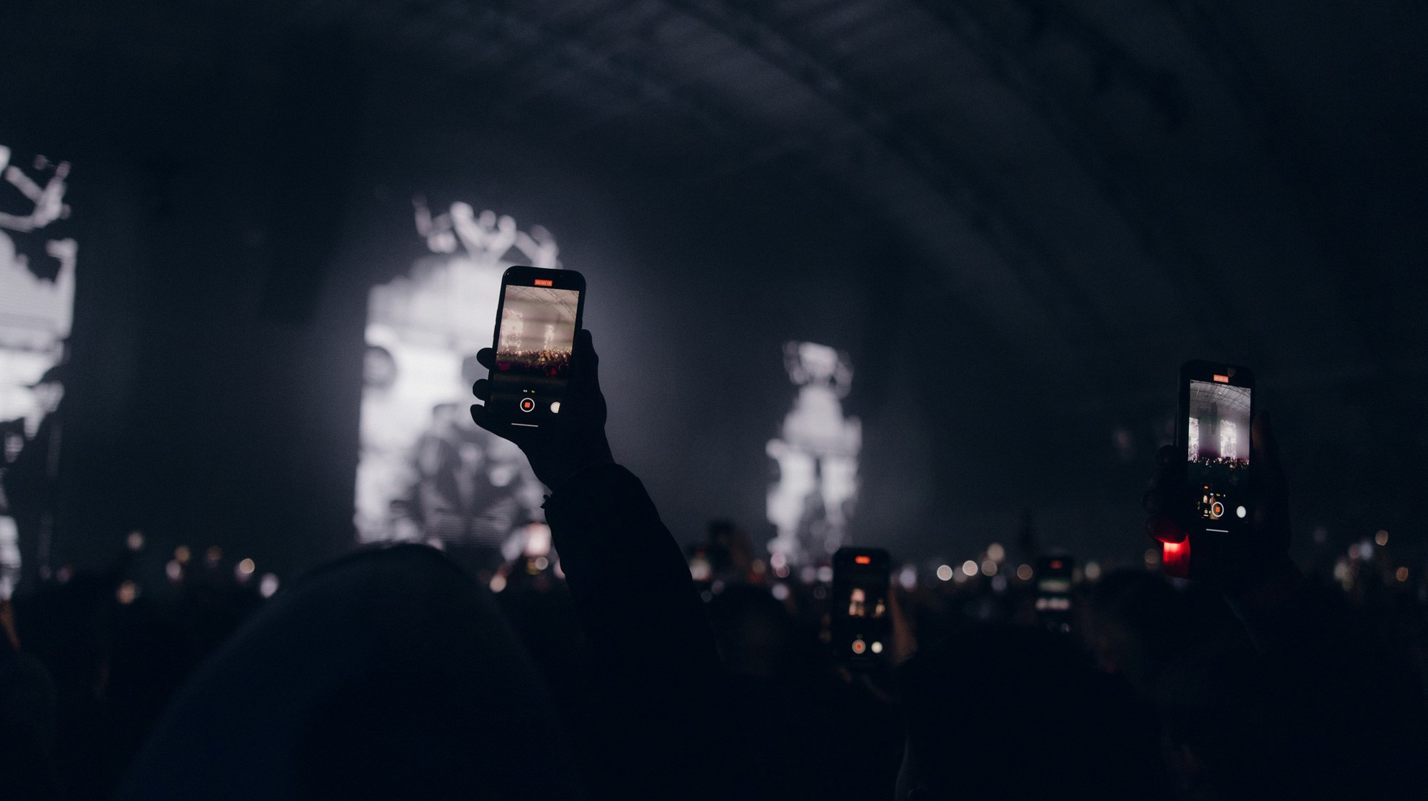 Концерт: ULUKMANAPO. Азимжан Нуритдинходжаев — свадебный фотограф