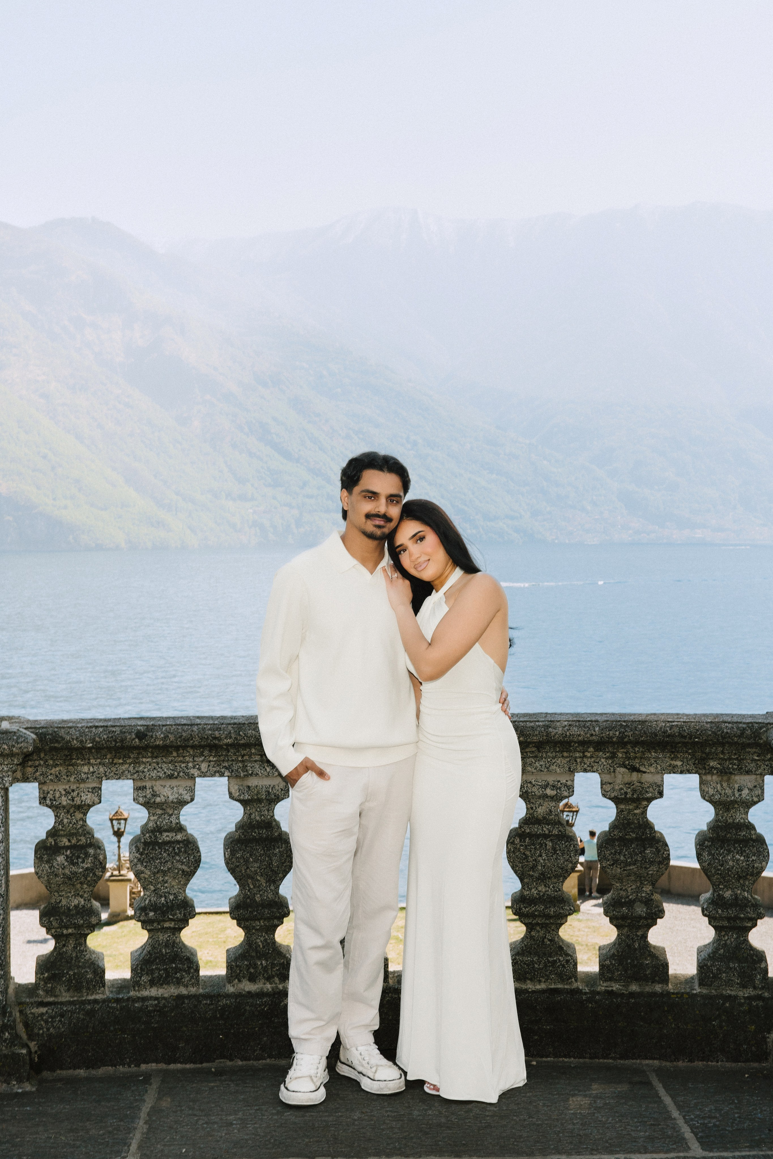 Vish & Kajal. Wedding photographer in Italy