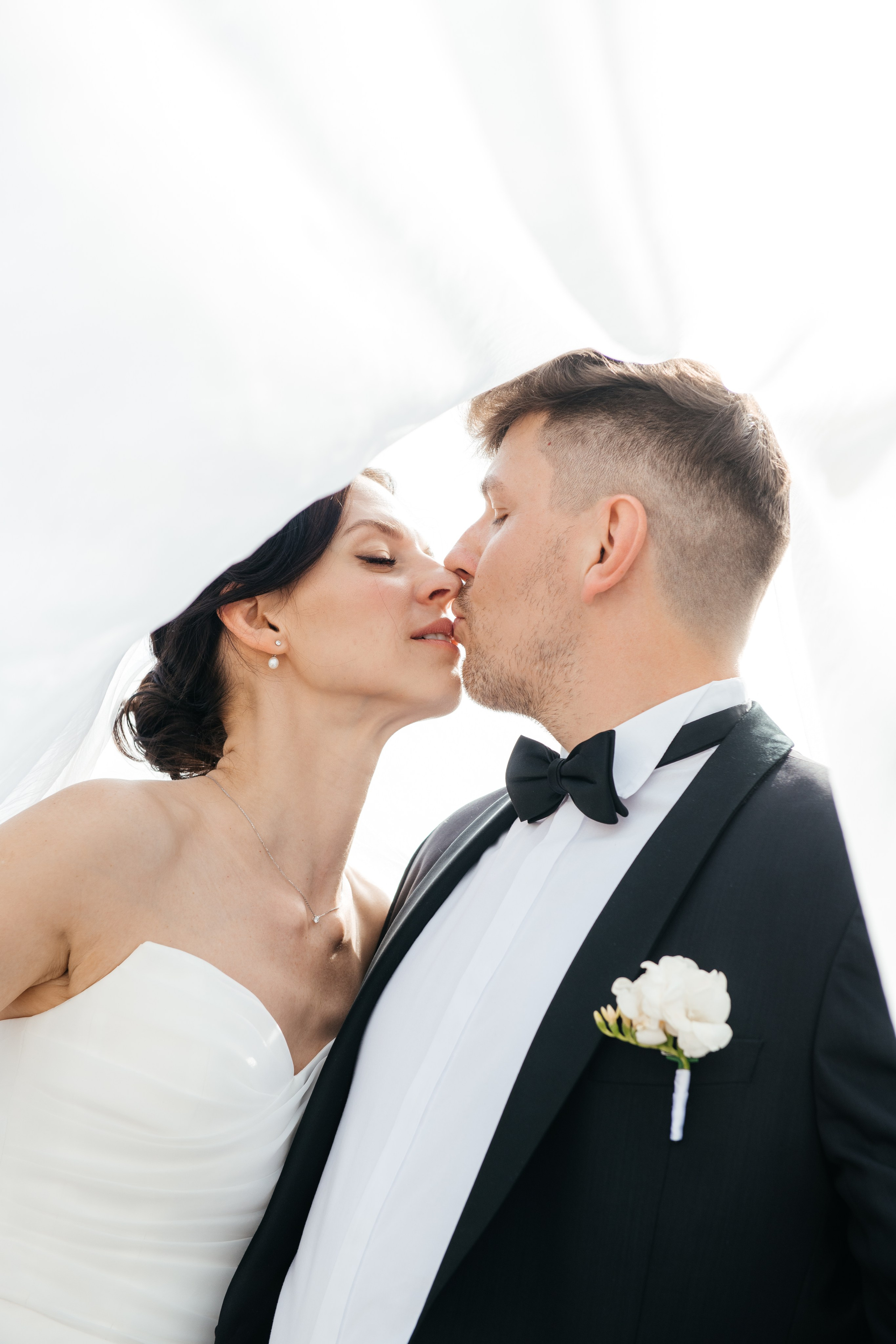 PORTFOLIO. I am Elena Altendorfer. Wedding photographer in Zurich and Switzerland