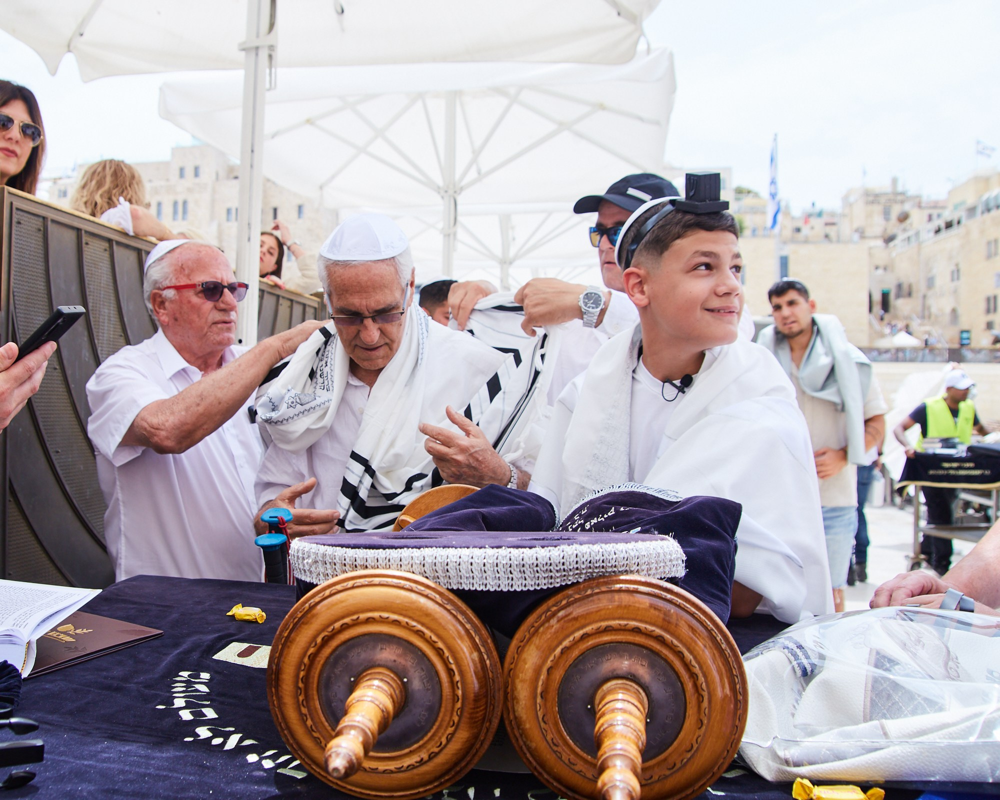 Бар-мицва на Котеле 2. Портретный и репортажный фотограф в Израиле Рома Бирман