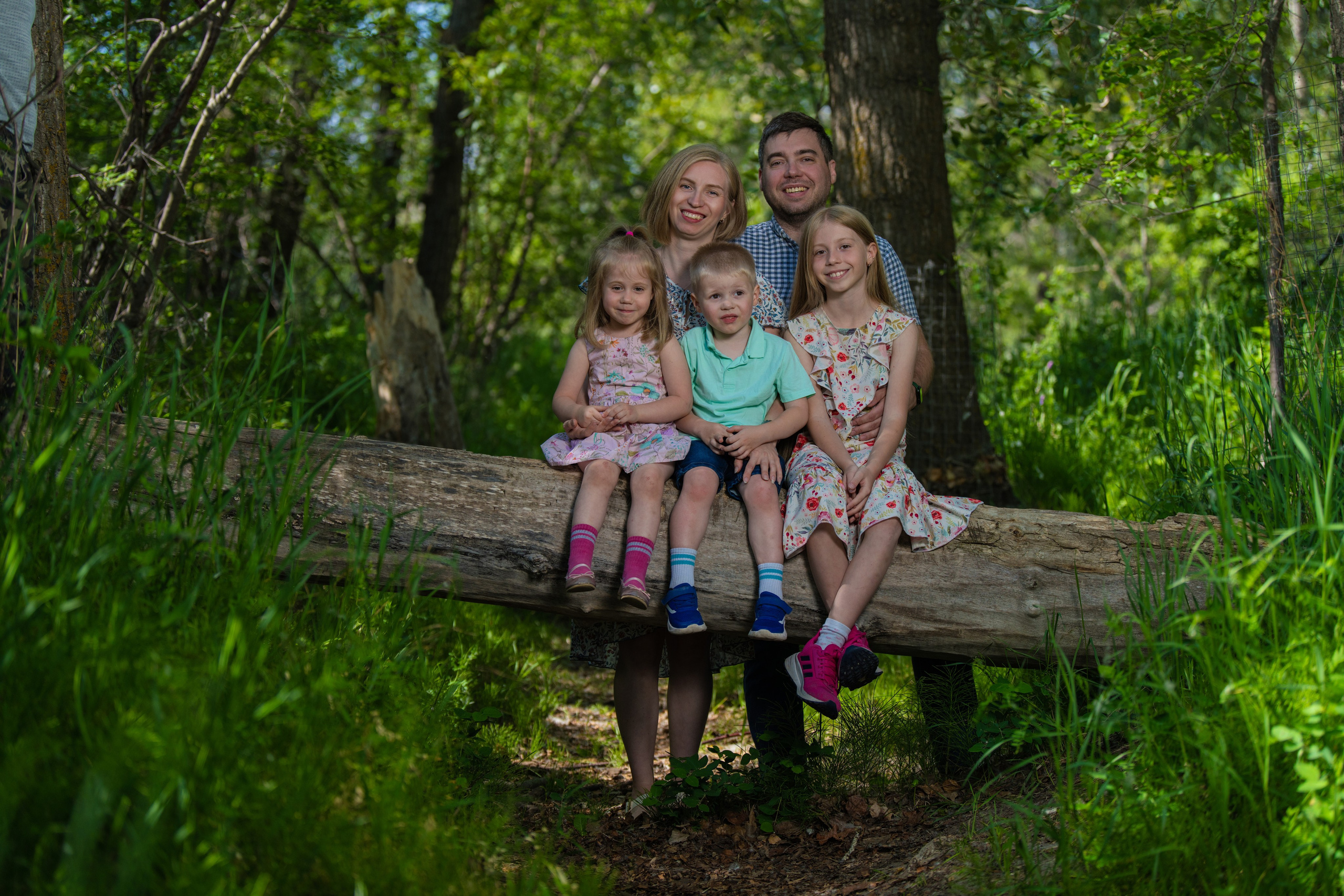 Tanya’s Family. Carlos Lima Photography — Photographer in Calgary