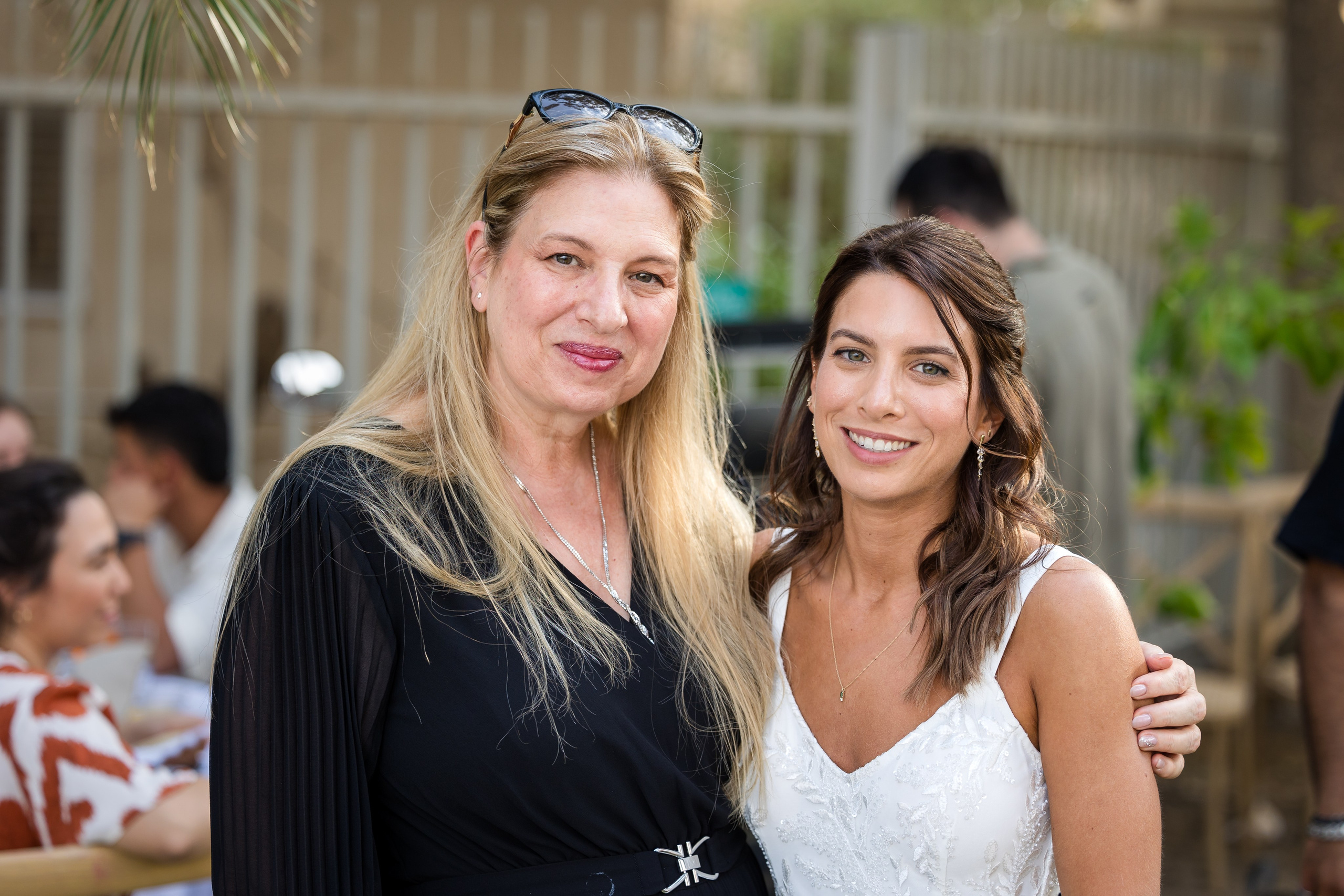 Shirley & Yoav. AMIR BUCHNIK PHOTOGRAPHER