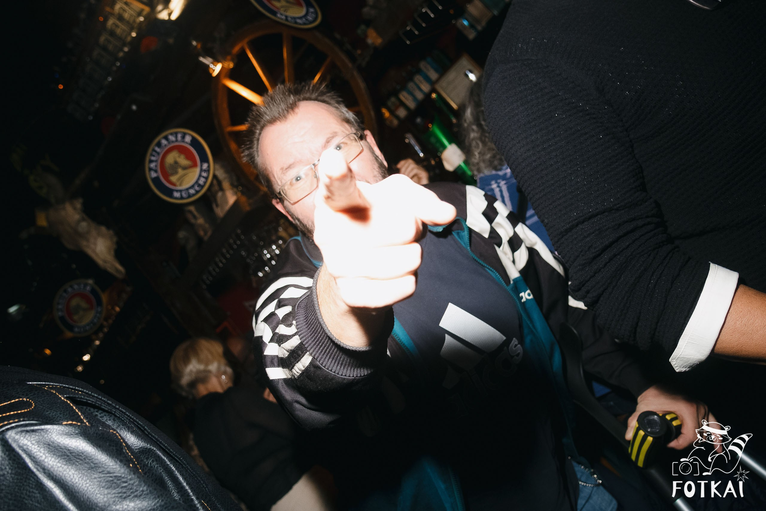 Фоторепортаж JAM Night в El Paso Bar, Torrevieja — живая музыка и атмосфера Коста-Бланки | FOTKAI