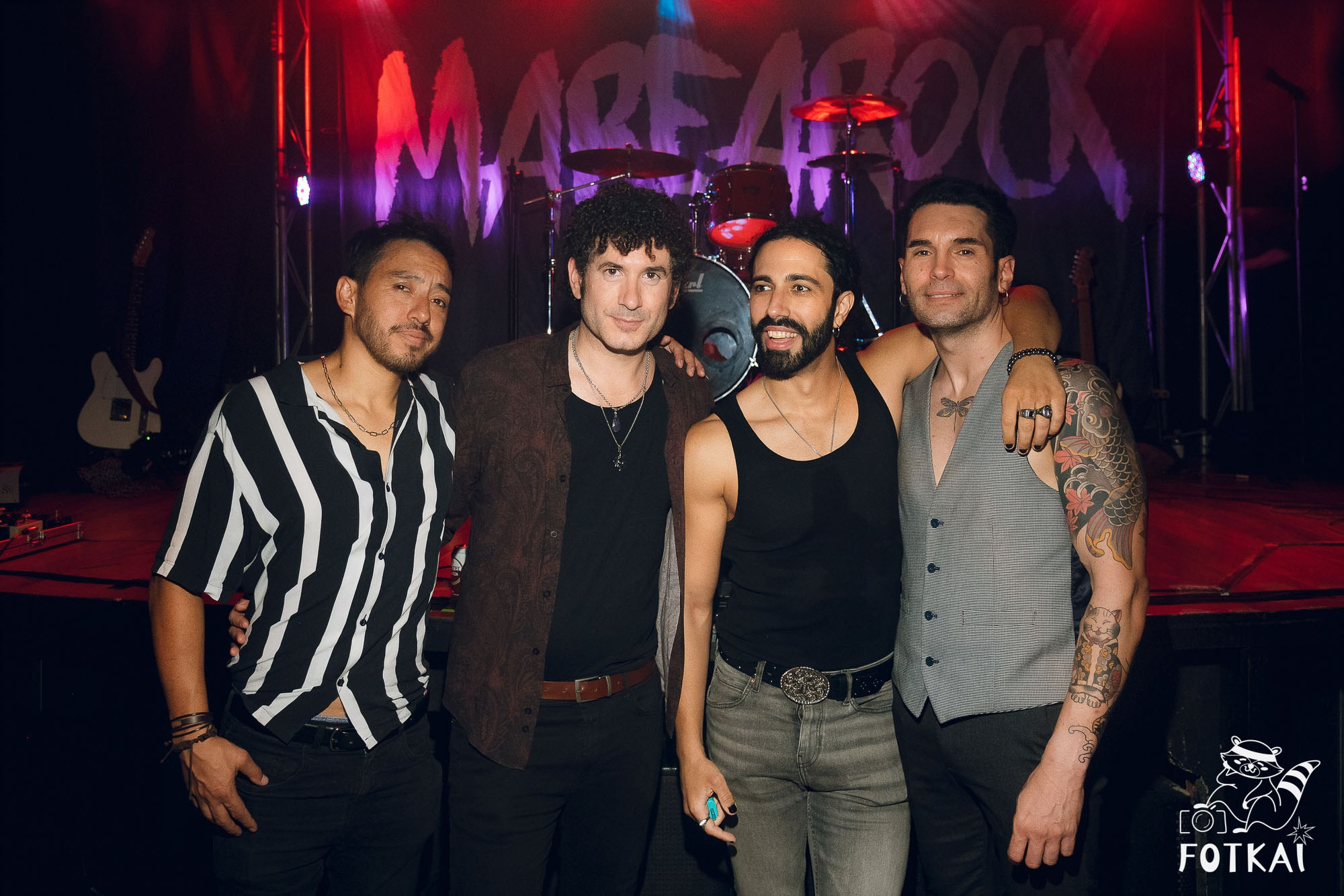 DENISDENIS — reportaje fotográfico del concierto en la Sala Marearock (Alicante) | FOTKAI