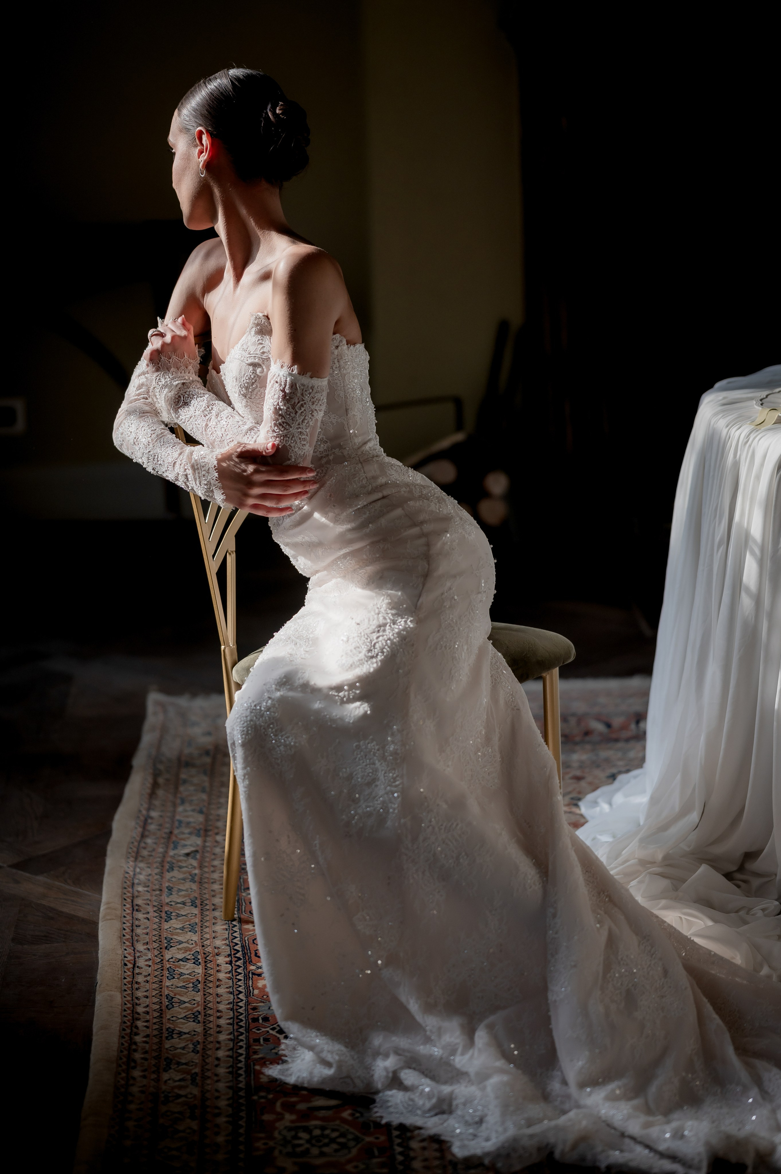 mireasa portret artistic umbre si lumina