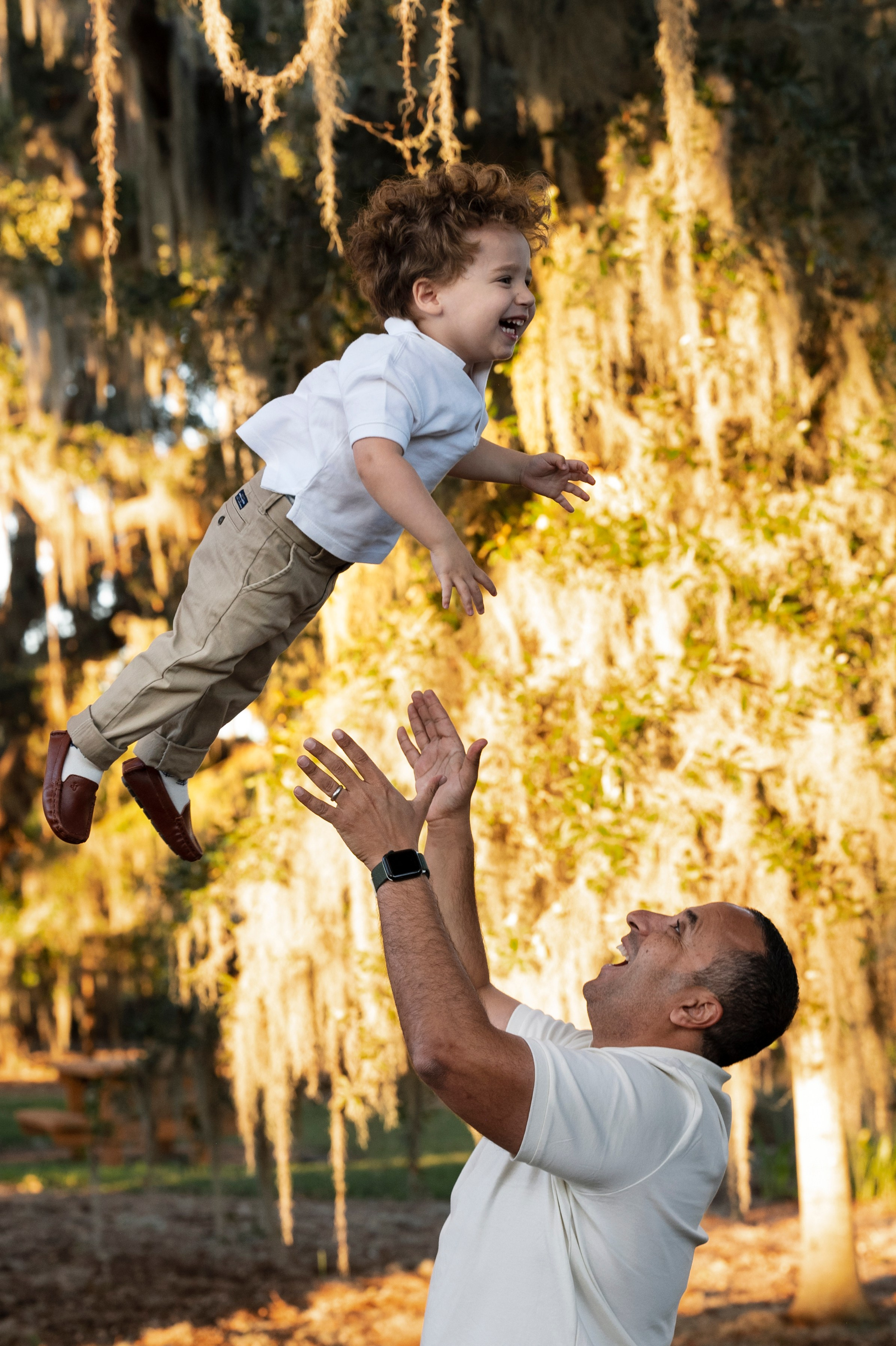 Family session outside. Portrait, kids and family photographer in Wesley Chapel Alina Alice Osipova