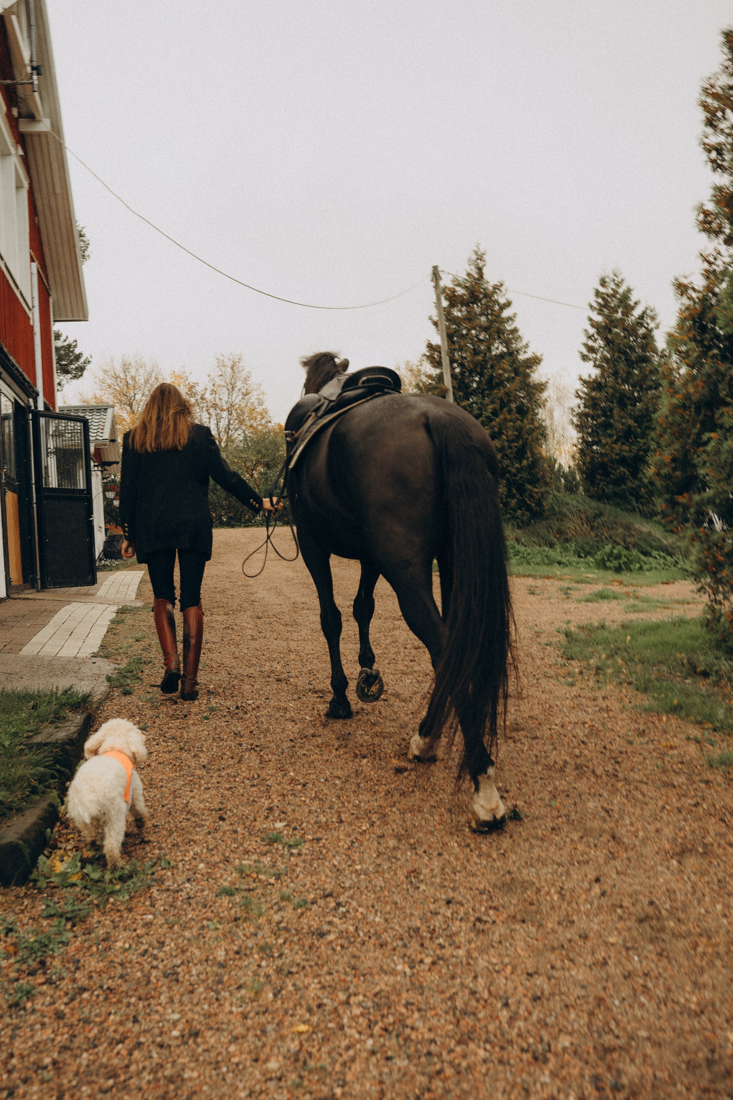 Susanna Hyypiä. Wedding and portrait photographer in Helsinki Vickan O