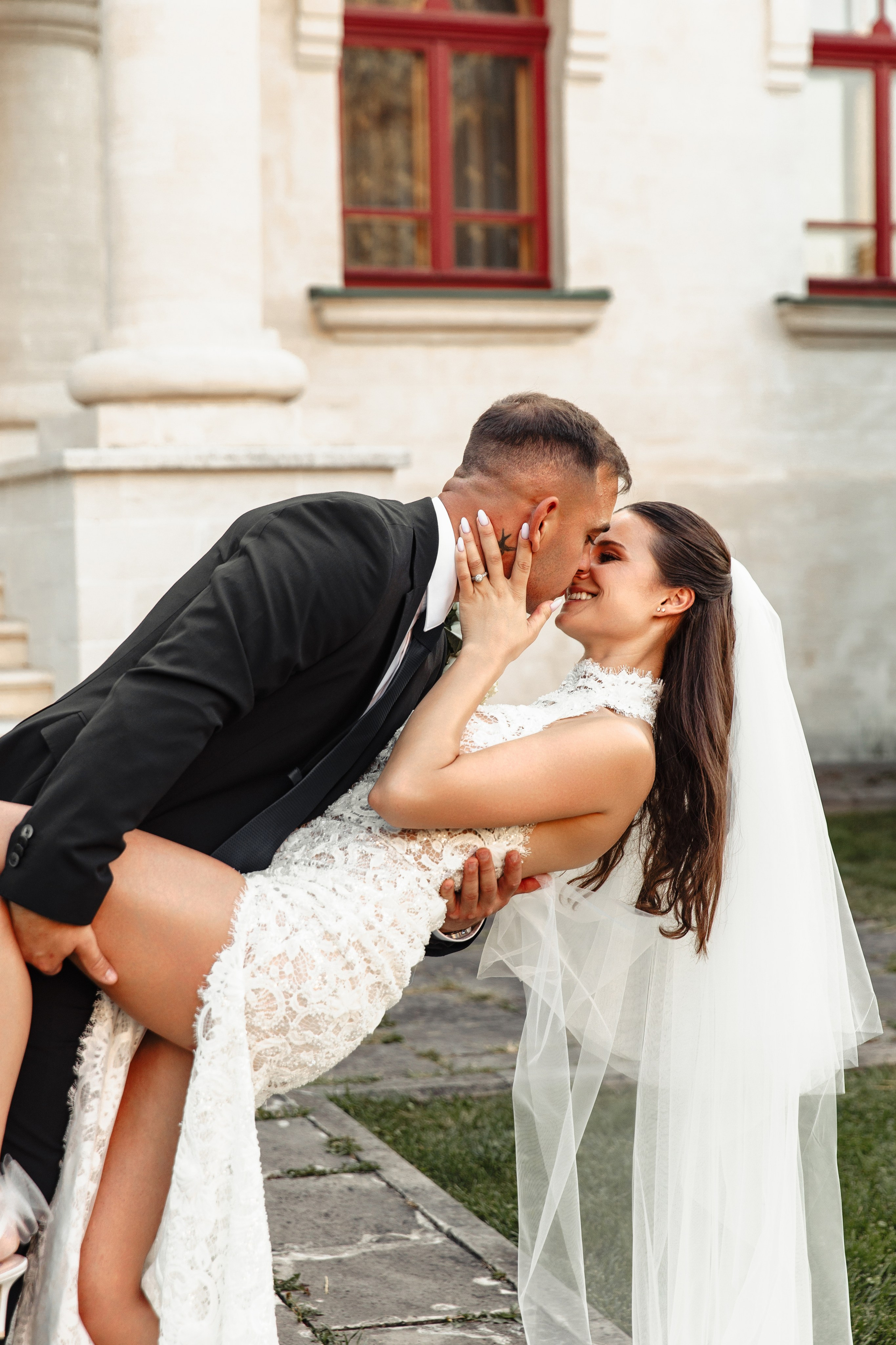 Daniel & Nicoleta. BUREA PRODUCTION