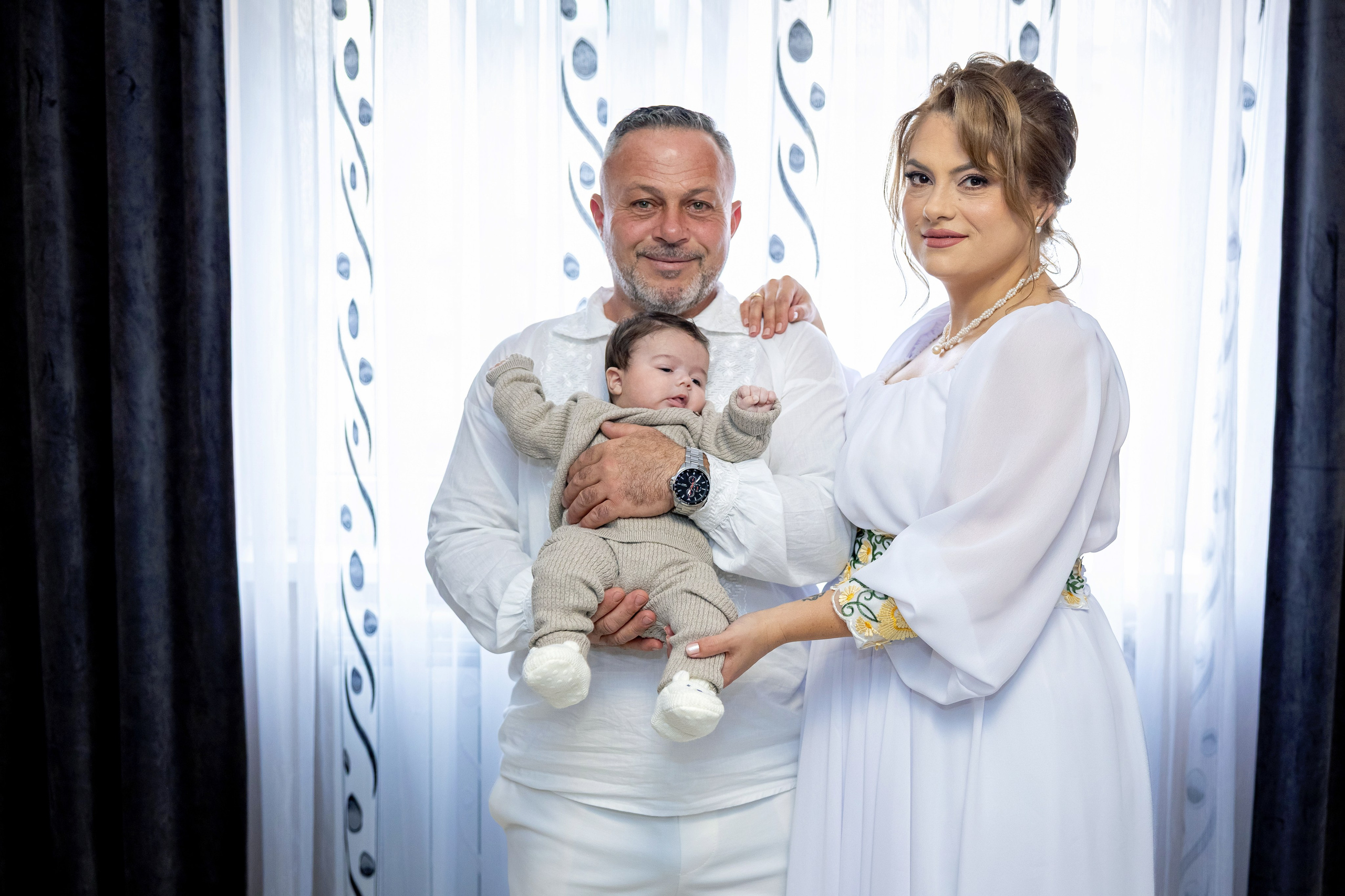 Andrei Sebastian. Moments By Gub