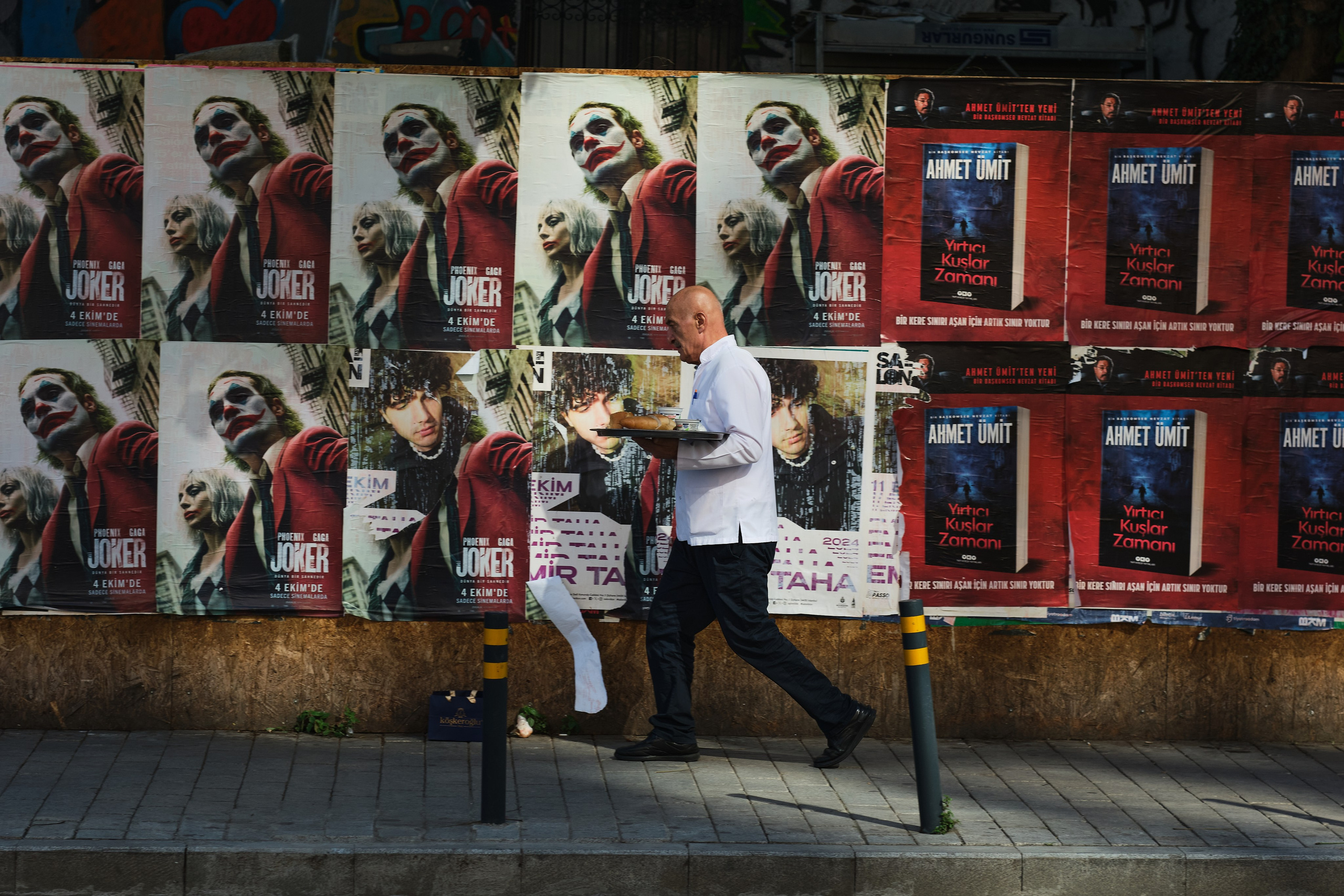 Street photography, Istanbul, Turkey by Petr Nabutov