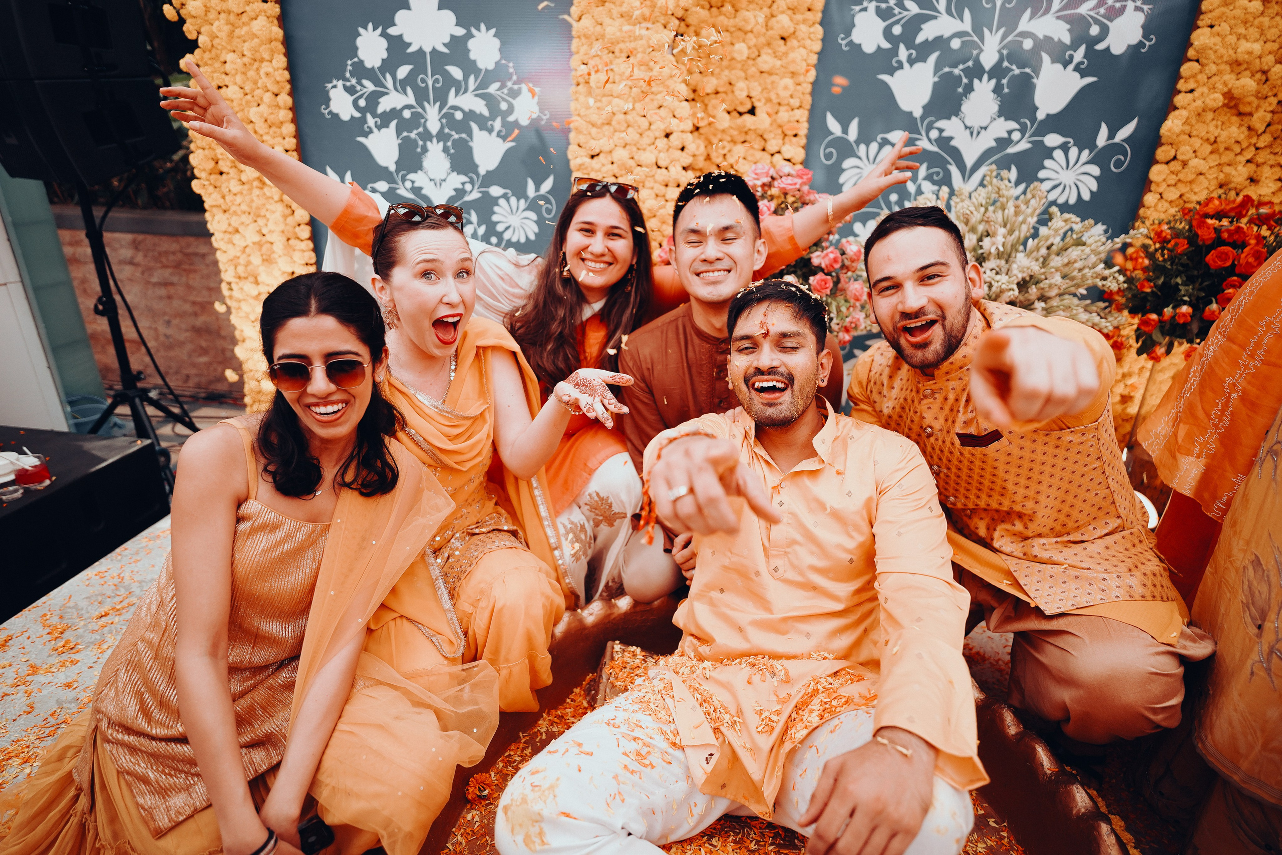 HALDI & MEHANDI. Wedding photographer Stalen Robert