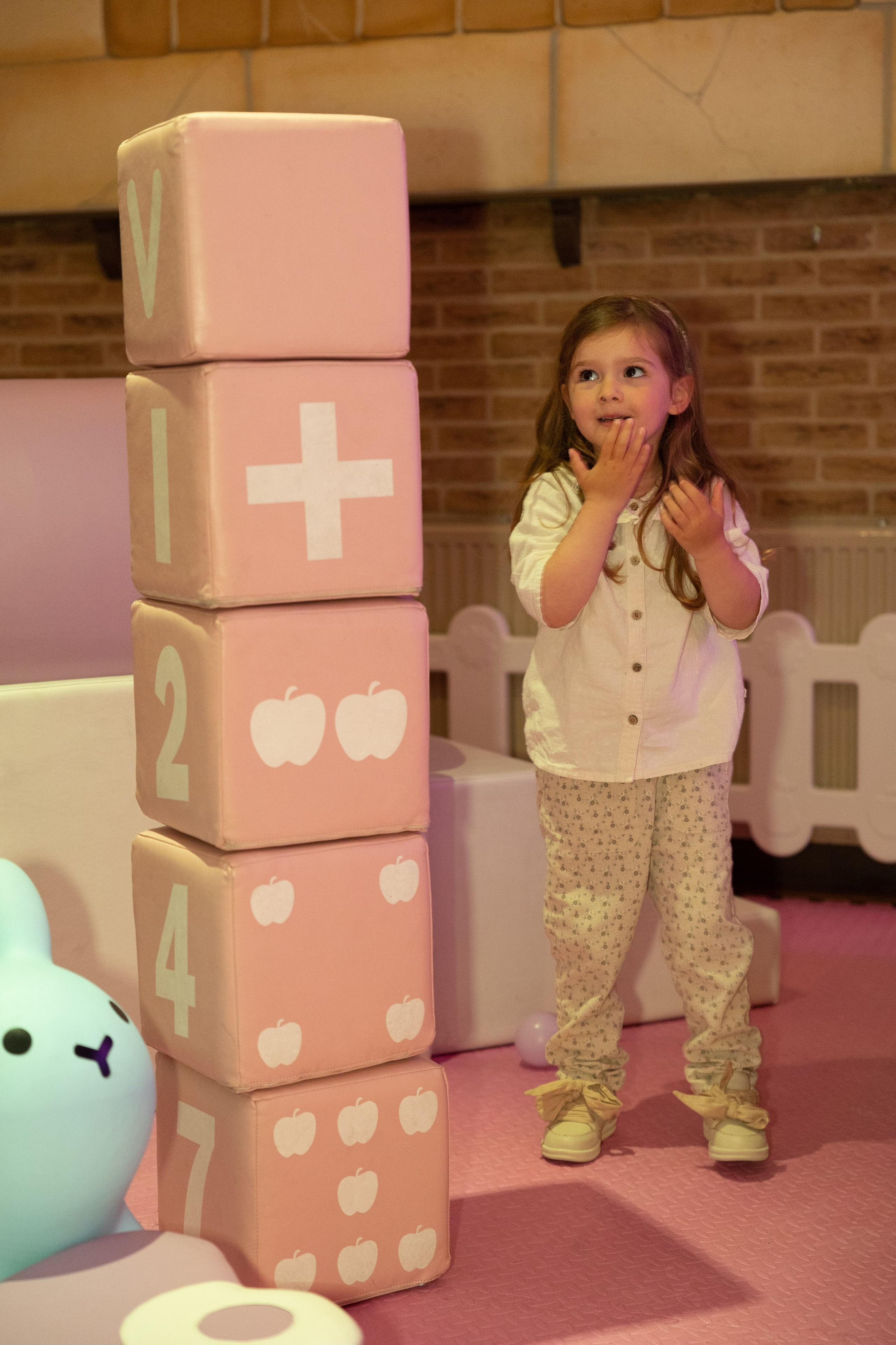 1 st Birthday. Portrait and Family Photographer in Netherlands