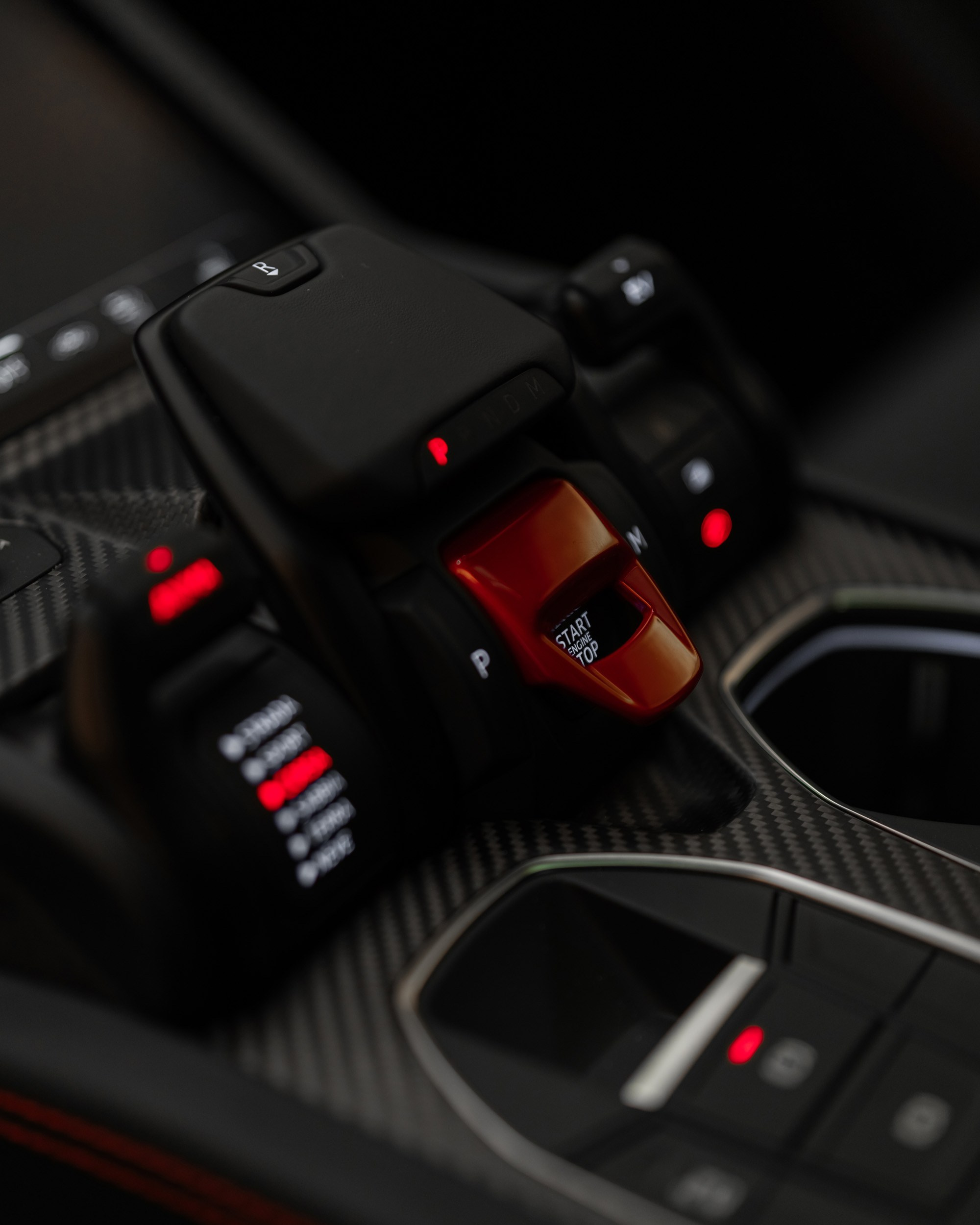 LAMBORGHINI. WORLDWIDE COMMERCIAL AUTOMOTIVE PHOTOGRAPHER