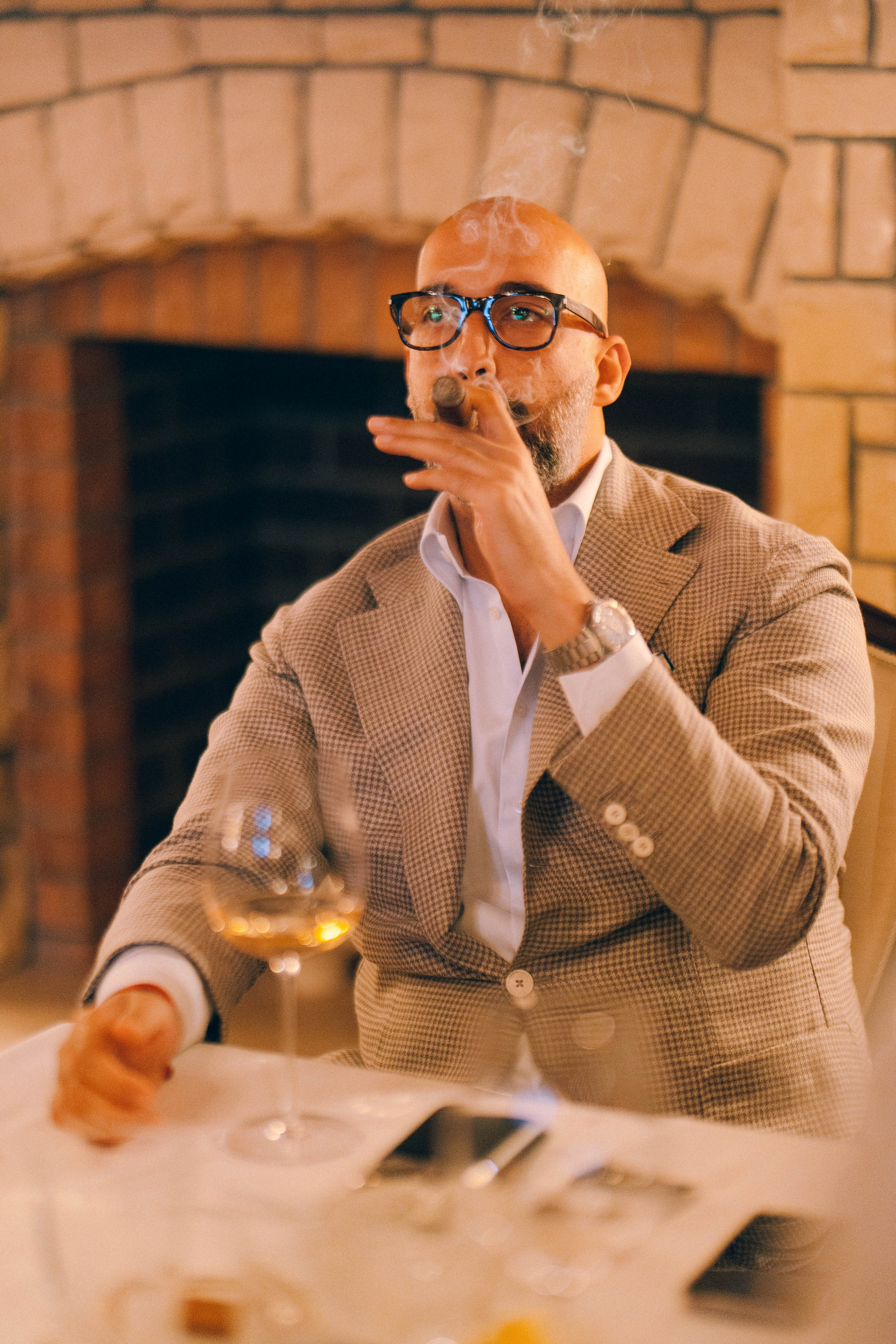 CIGAR CLUB. Wedding&Event photographer Ismail Rzayev in Baku