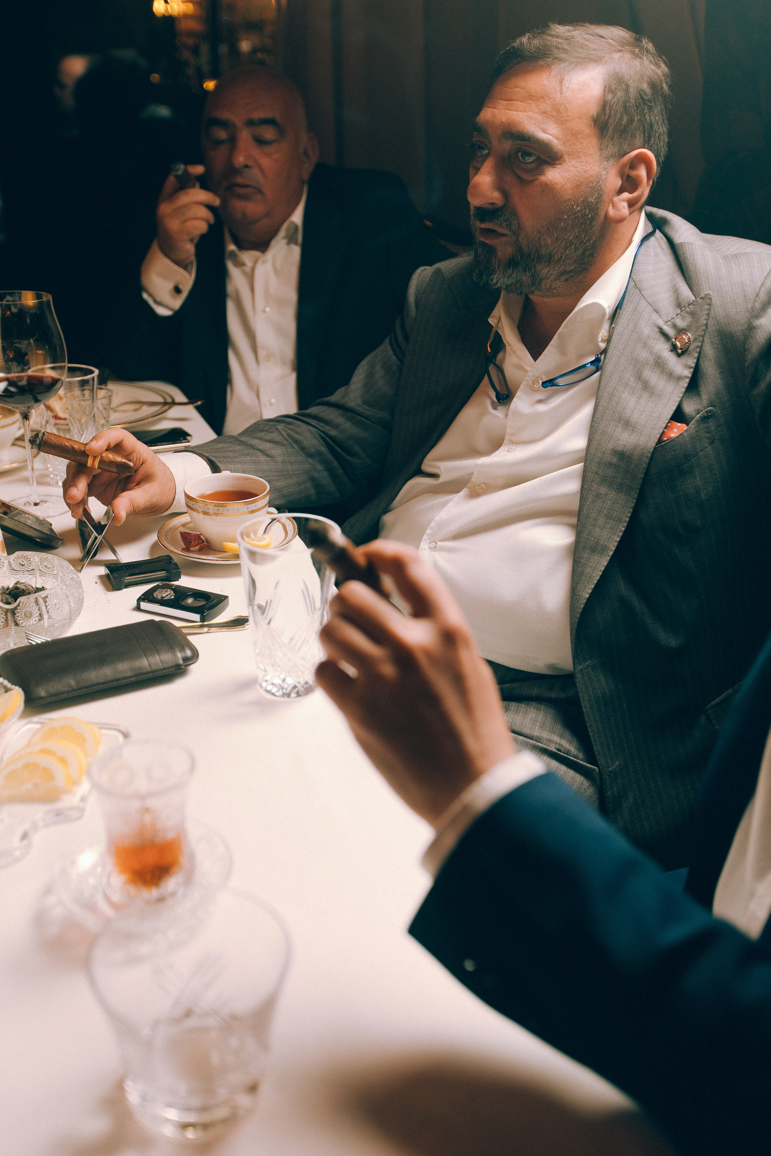 CIGAR CLUB. Wedding&Event photographer Ismail Rzayev in Baku