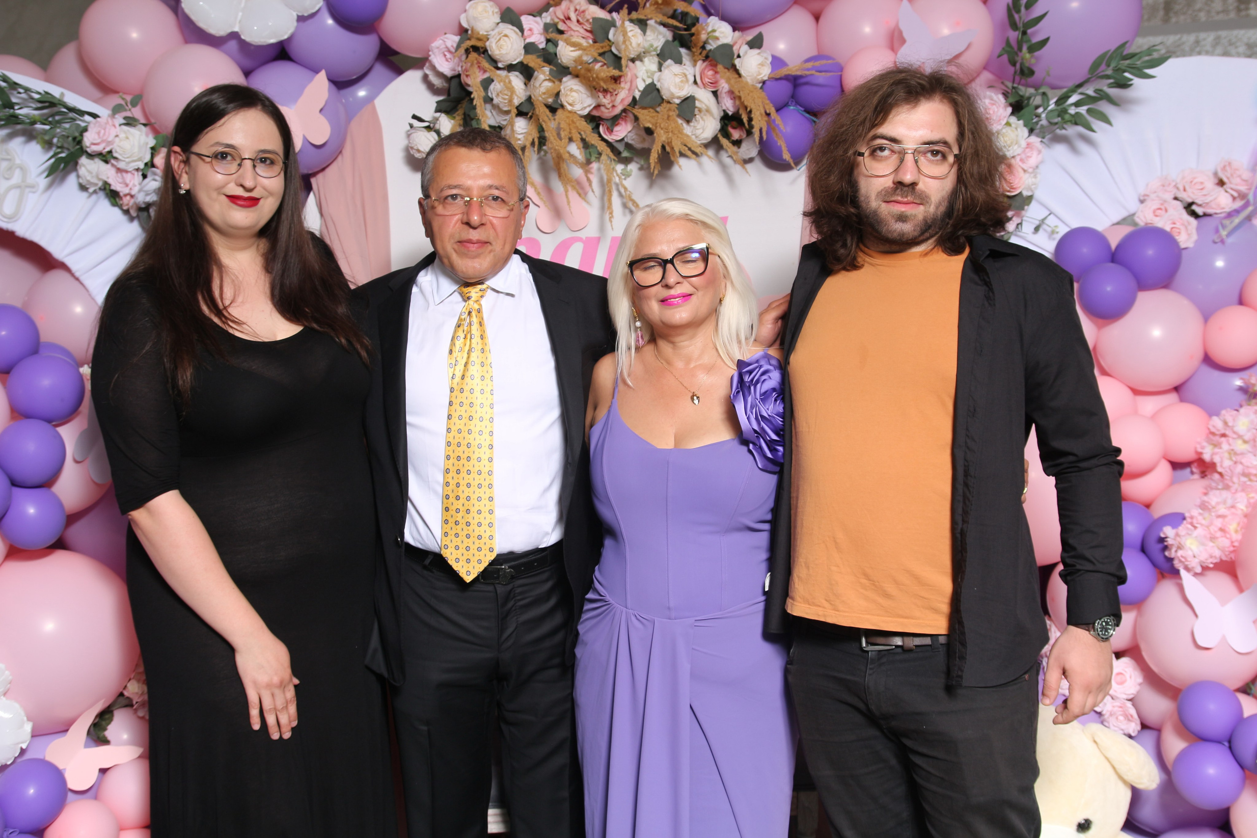 BYZO MEDIA. PETRU BYZO - family and children photographer in ROMANIA